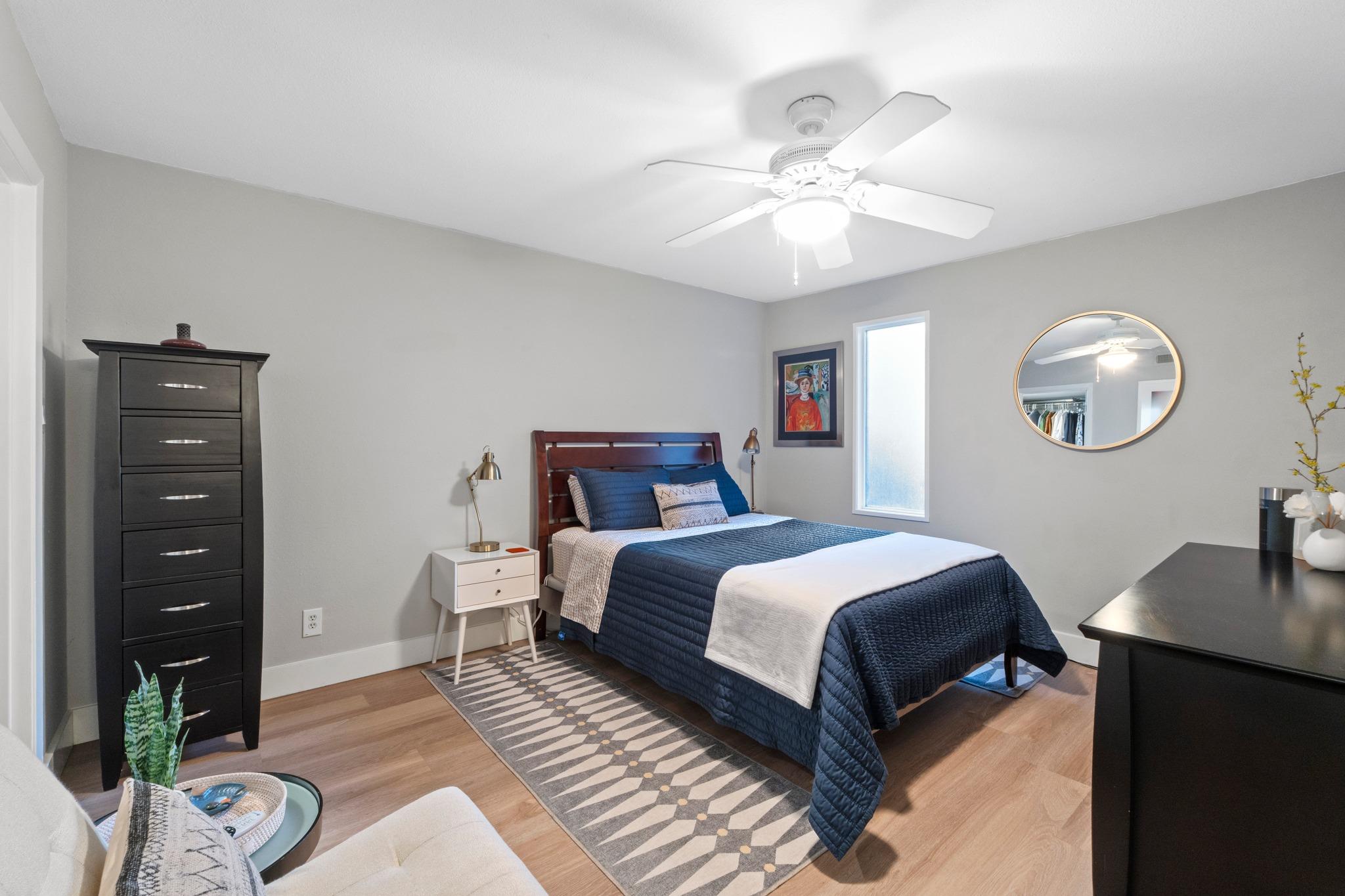 2200 Homedale Dr # B, Austin, TX 78704