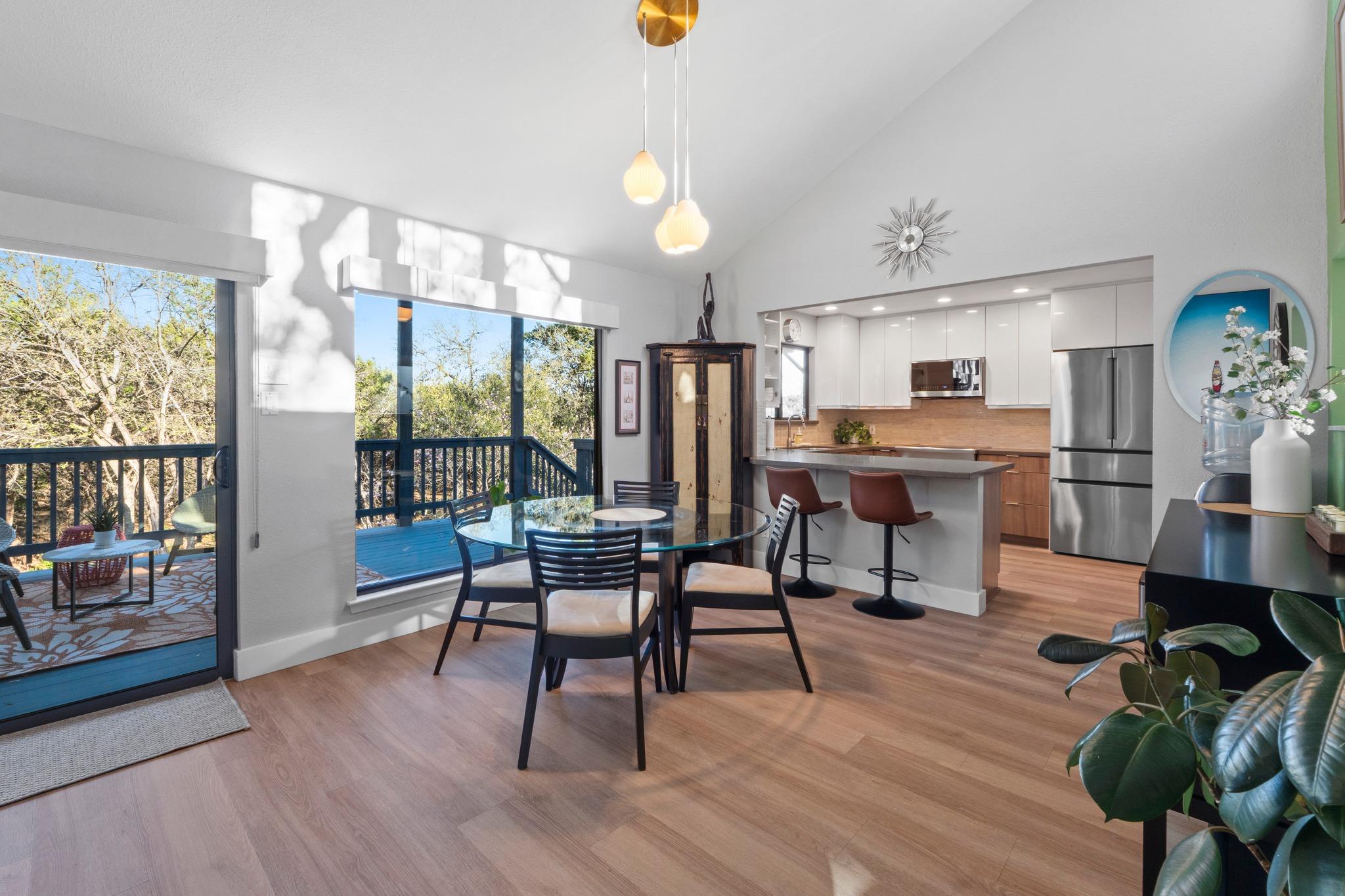 2200 Homedale Dr # B, Austin, TX 78704