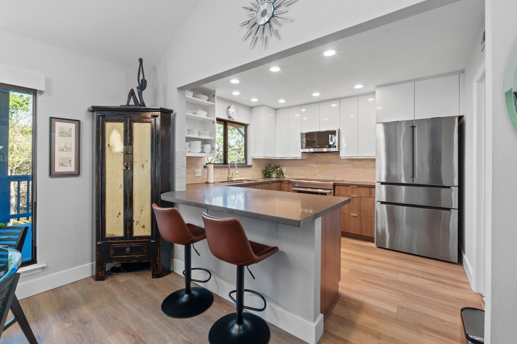 2200 Homedale Dr # B, Austin, TX 78704