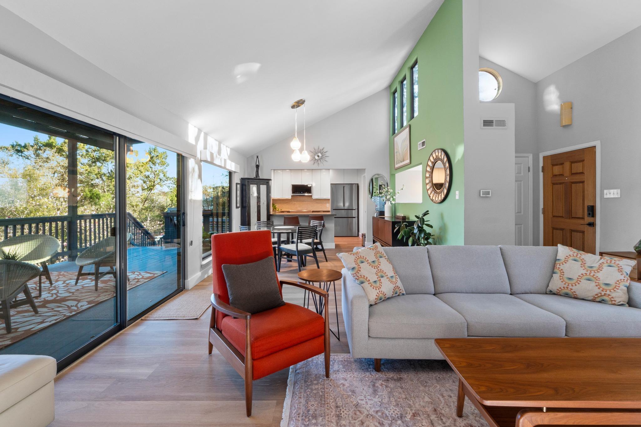 2200 Homedale Dr # B, Austin, TX 78704