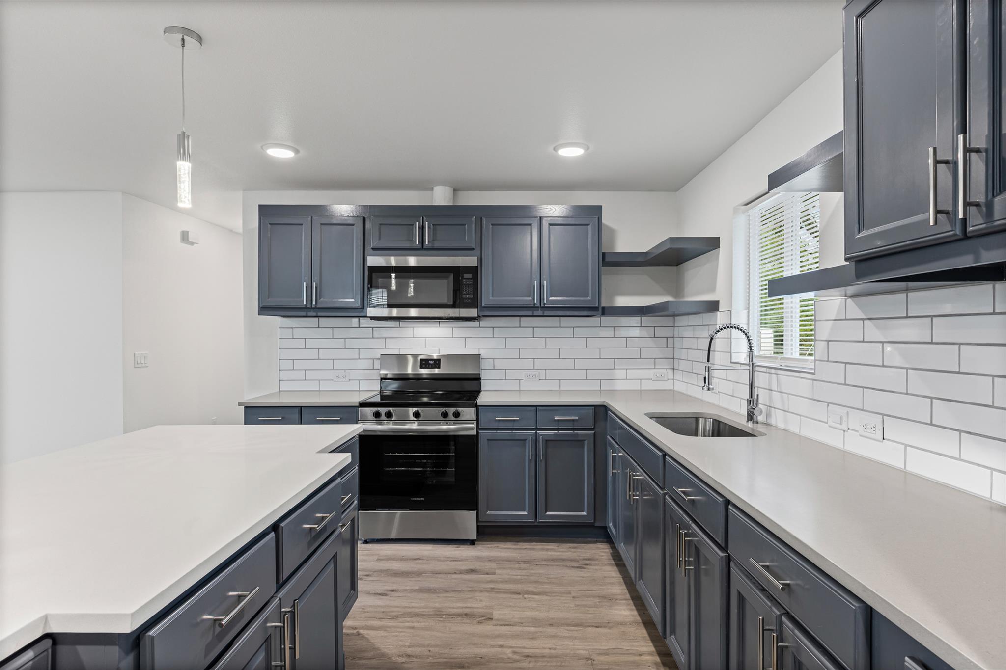 1100 Monte Vista Dr, Lockhart, TX 78644