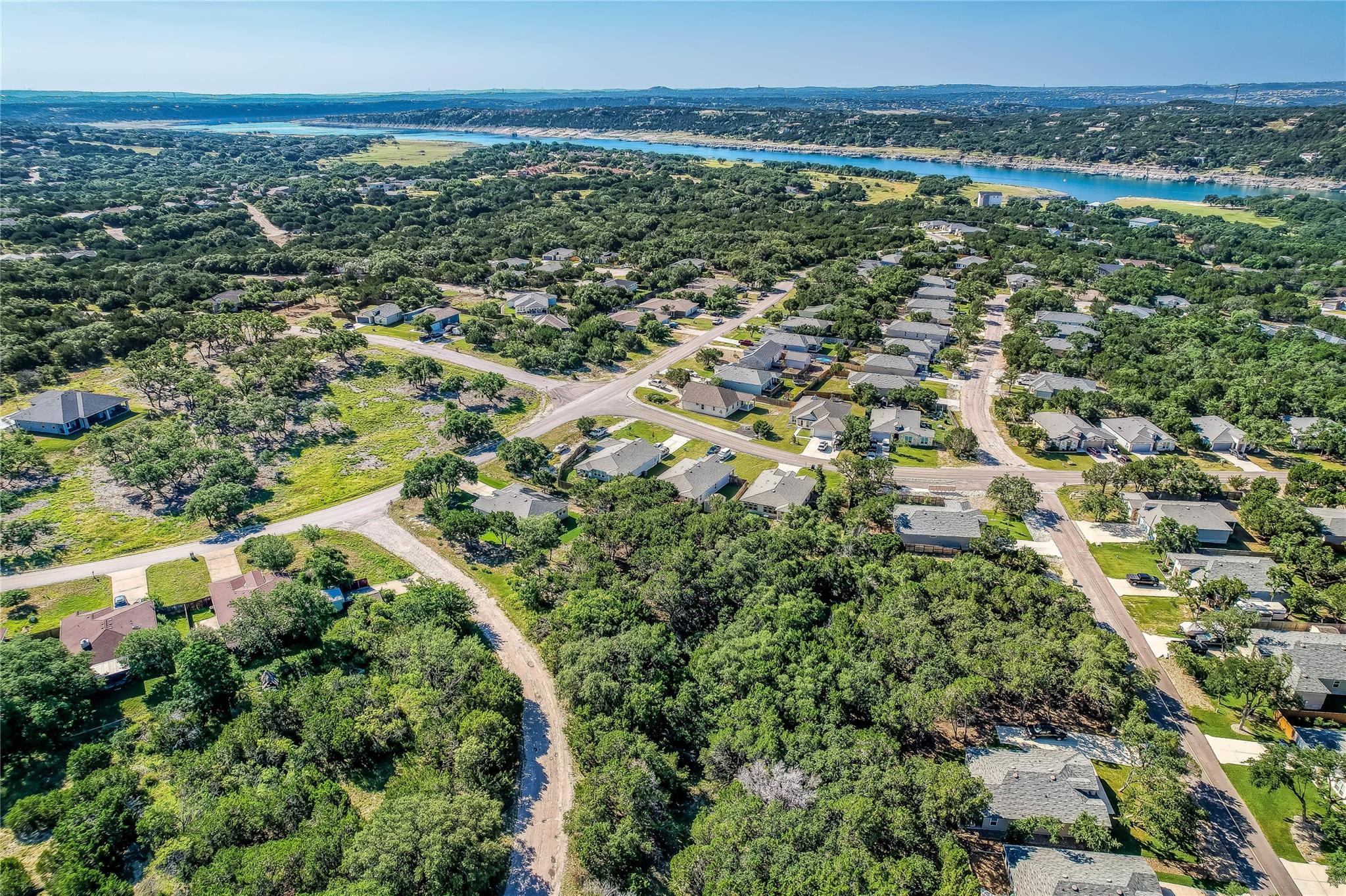 21707 Oxford Dr, Lago Vista, TX 78645