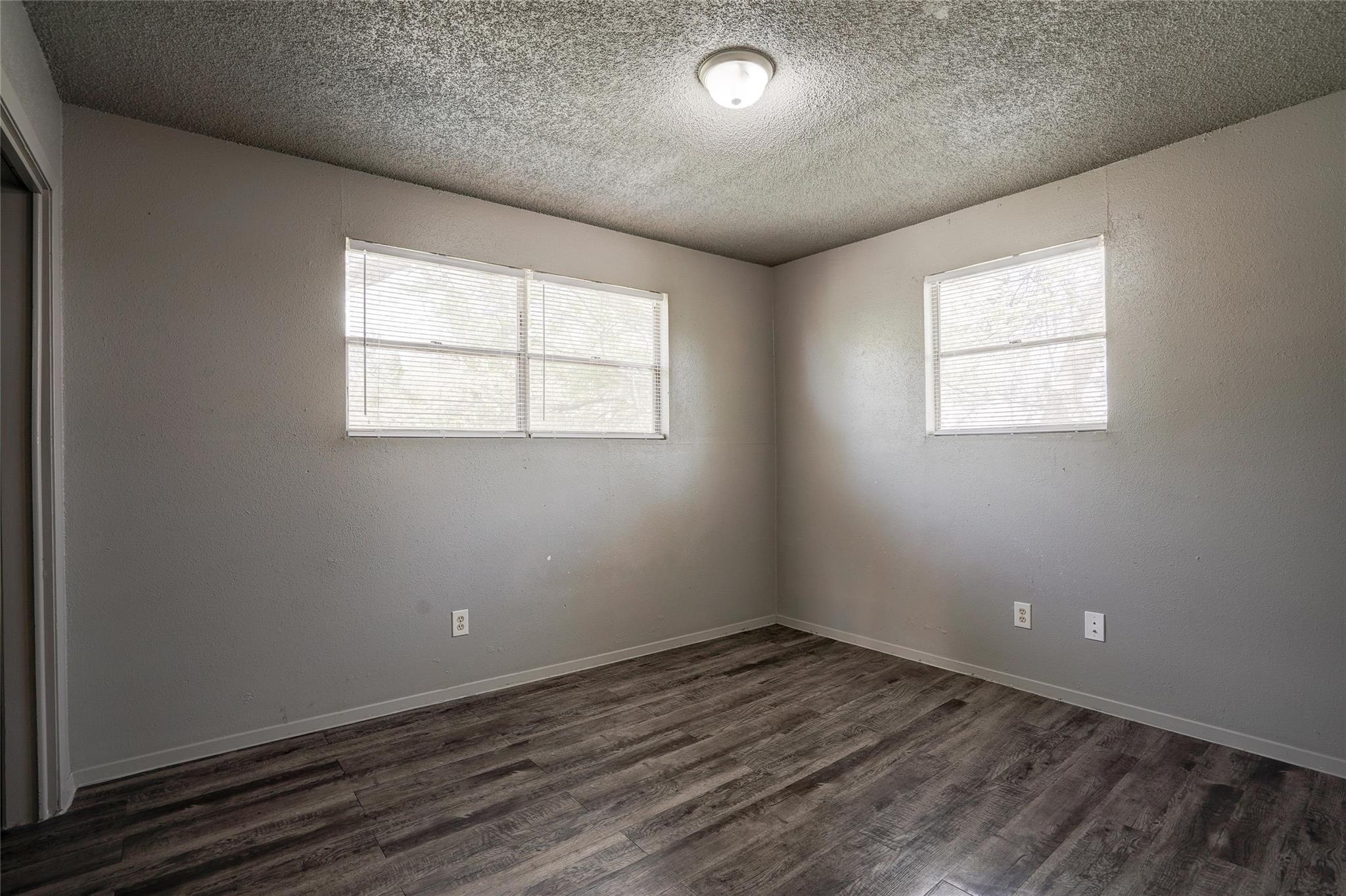 714 Old Martindale Rd, San Marcos, TX 78666