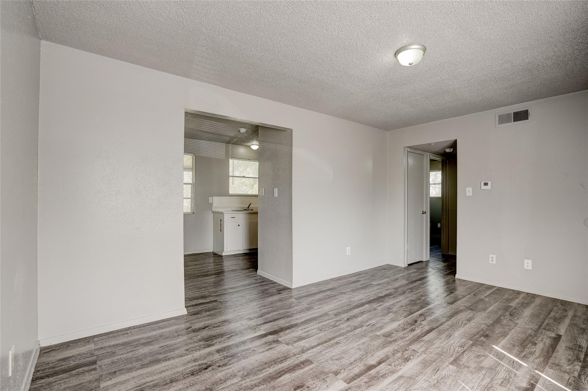 714 Old Martindale Rd, San Marcos, TX 78666