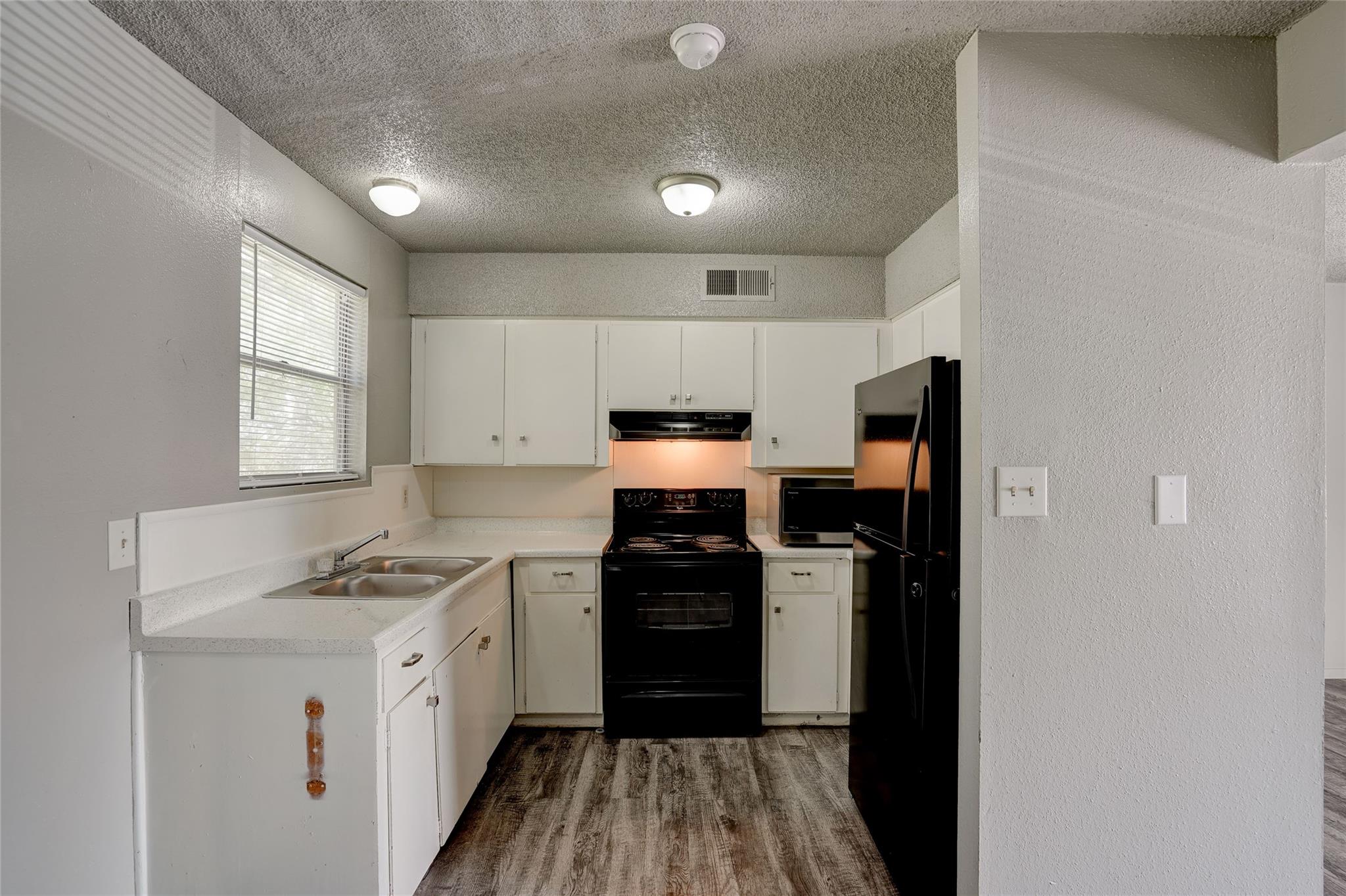 714 Old Martindale Rd, San Marcos, TX 78666