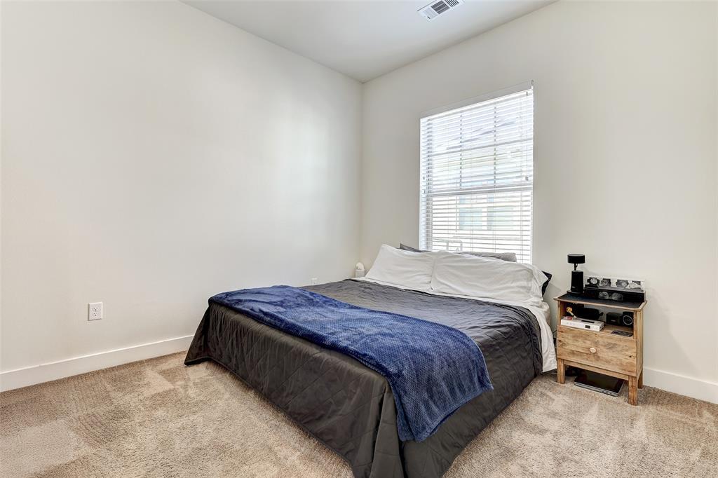 2400 Louis Henna Blvd # 305, Round Rock, TX 78664