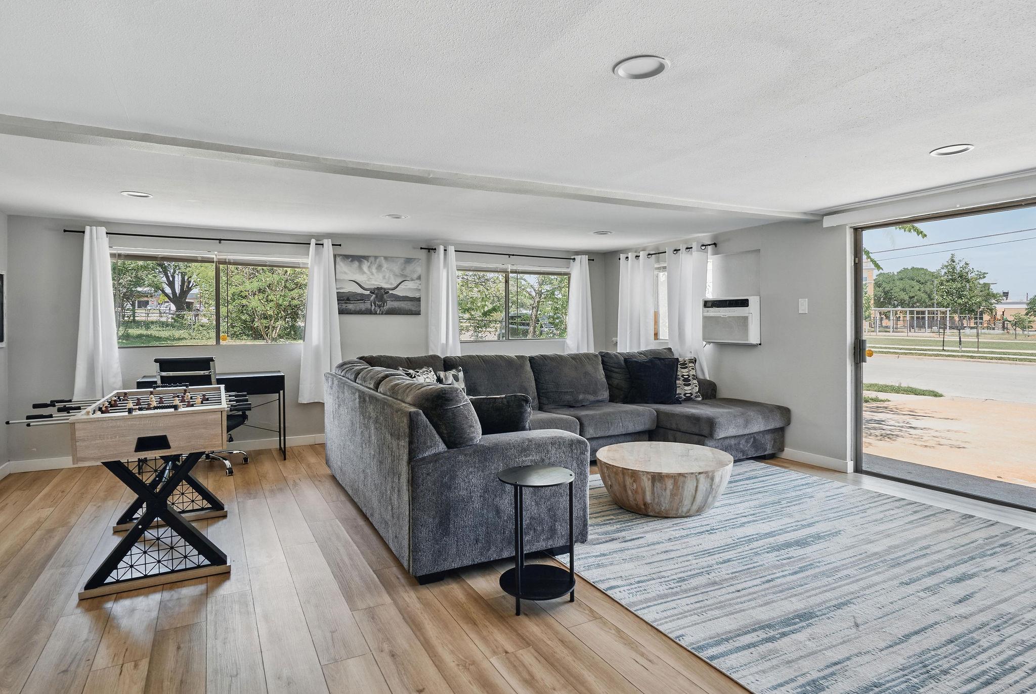 7706 Delafield Ln, Austin, TX 78752