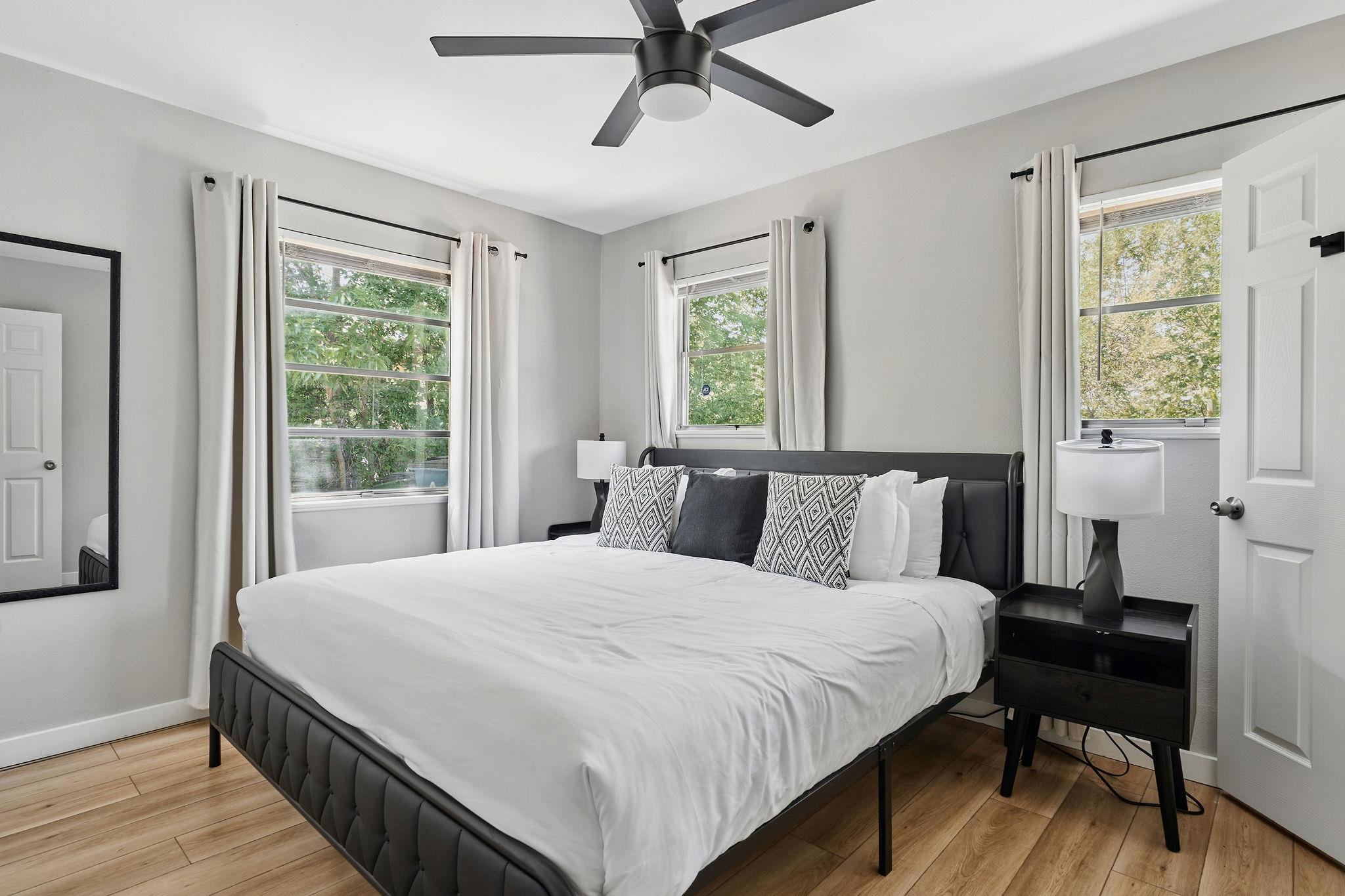 7706 Delafield Ln, Austin, TX 78752