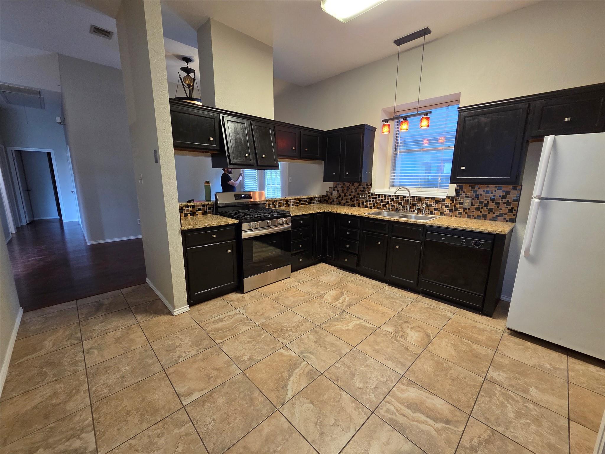 3001 Rochelle Dr, Austin, TX 78748