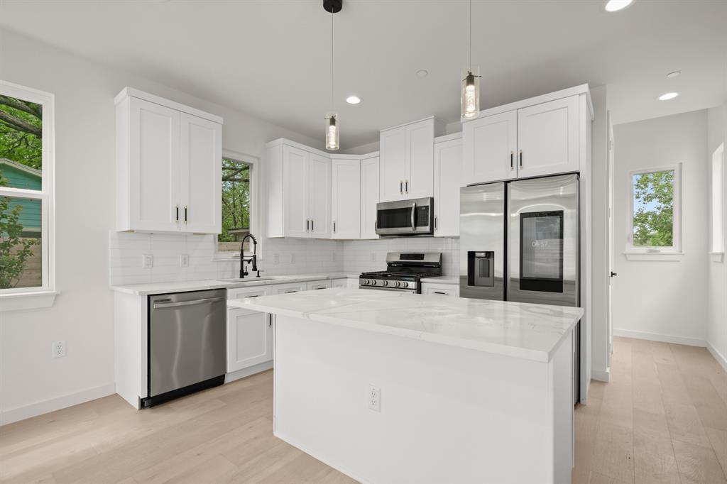 5305 Ledesma Rd # 4, Austin, TX 78721