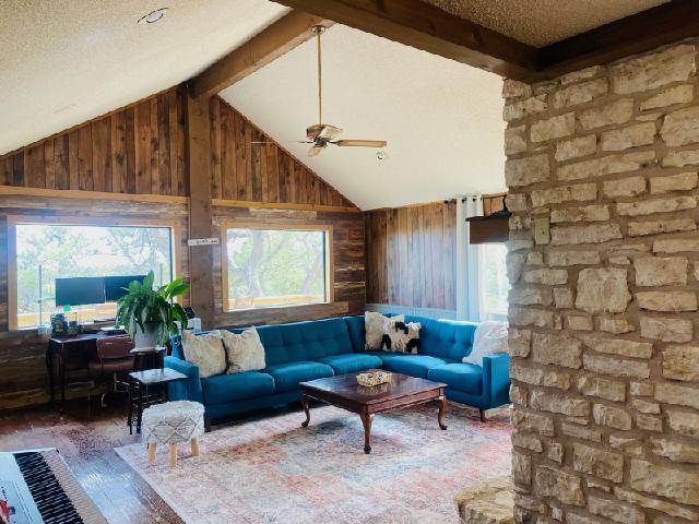 111 Sierra Loma, Wimberley, TX 78676