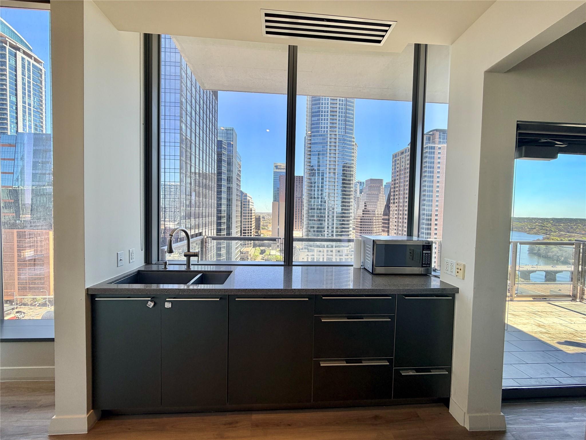 210 Lavaca St # 1912, Austin, TX 78701