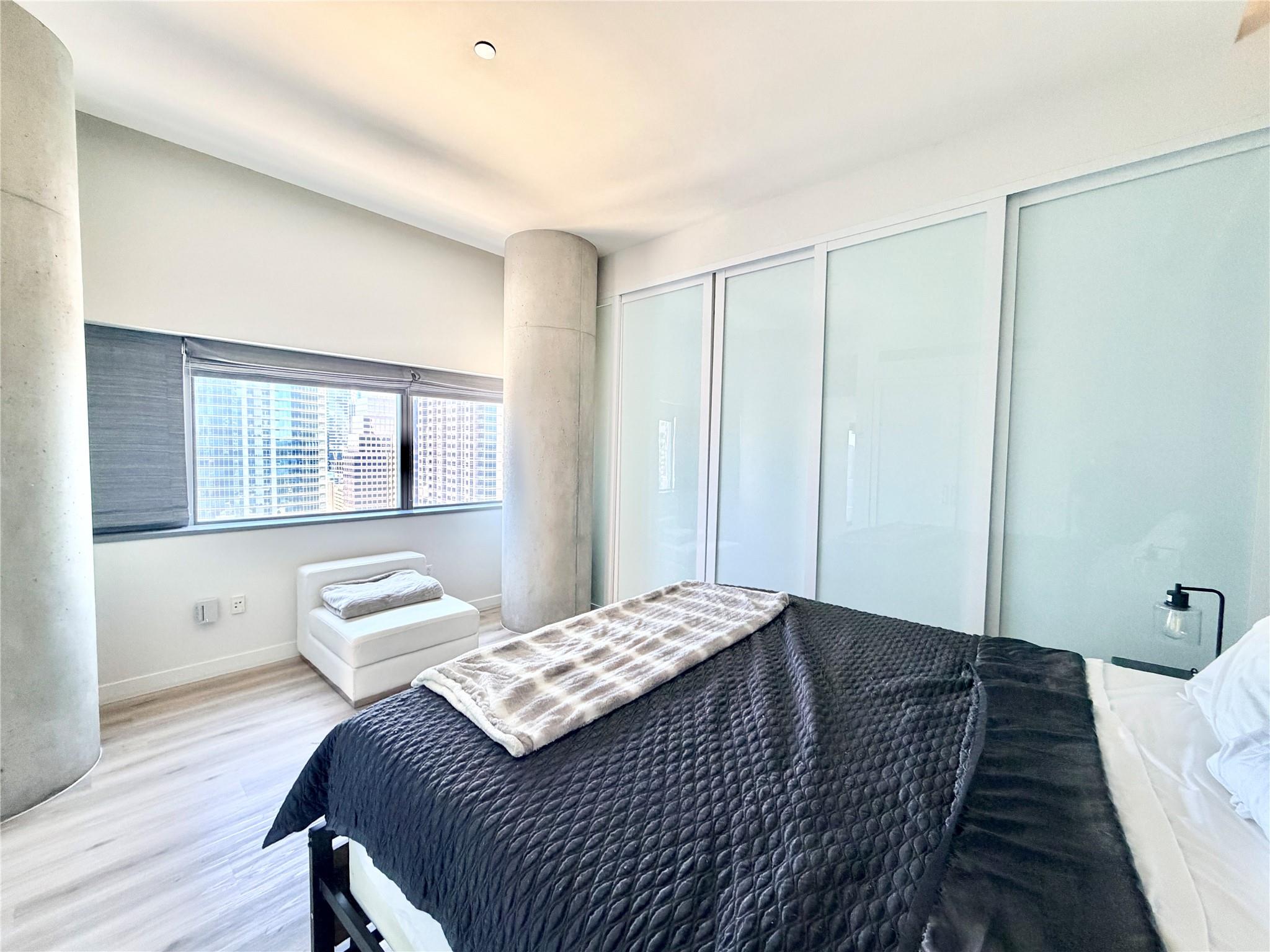 210 Lavaca St # 1912, Austin, TX 78701