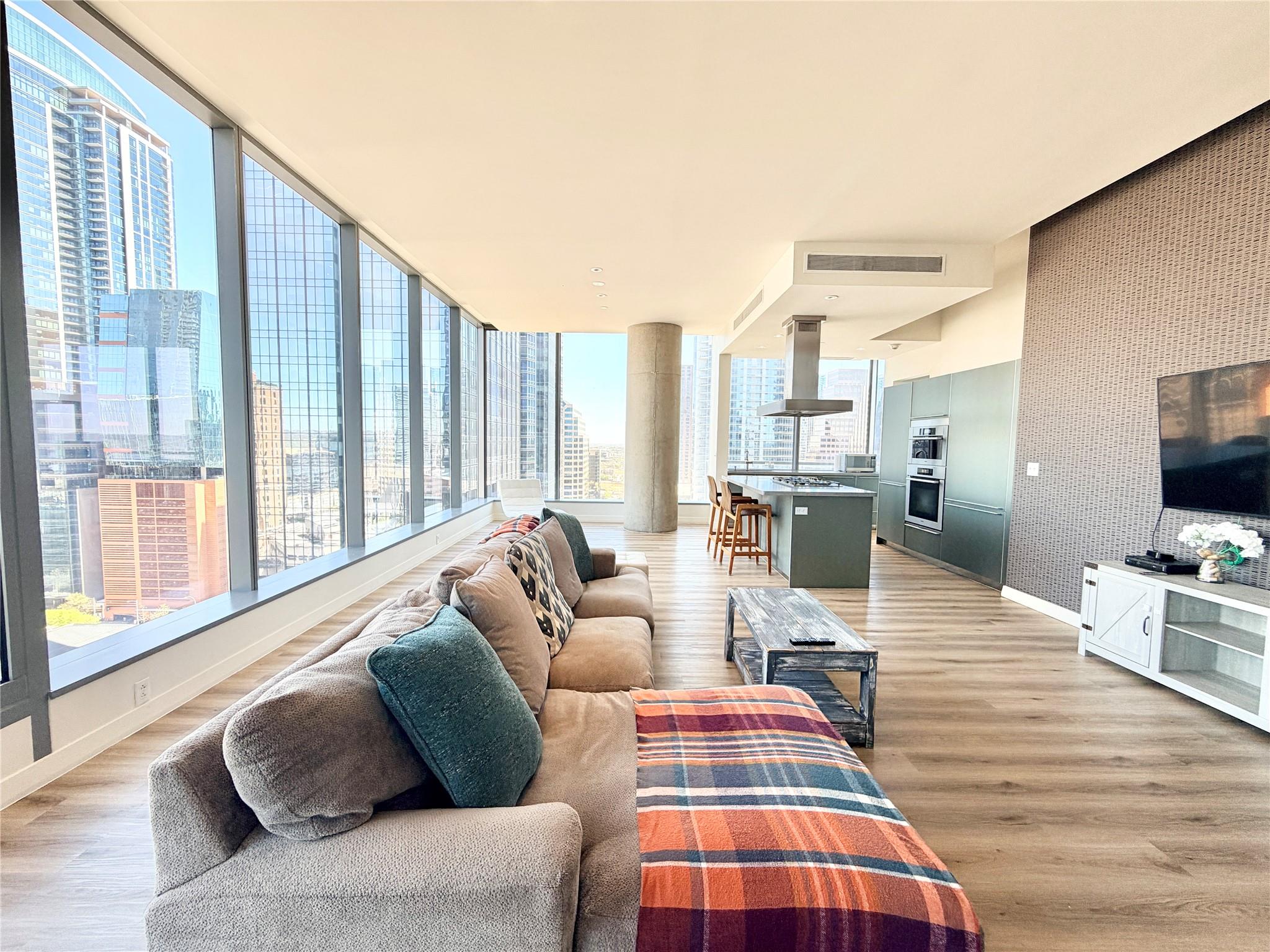 210 Lavaca St # 1912, Austin, TX 78701