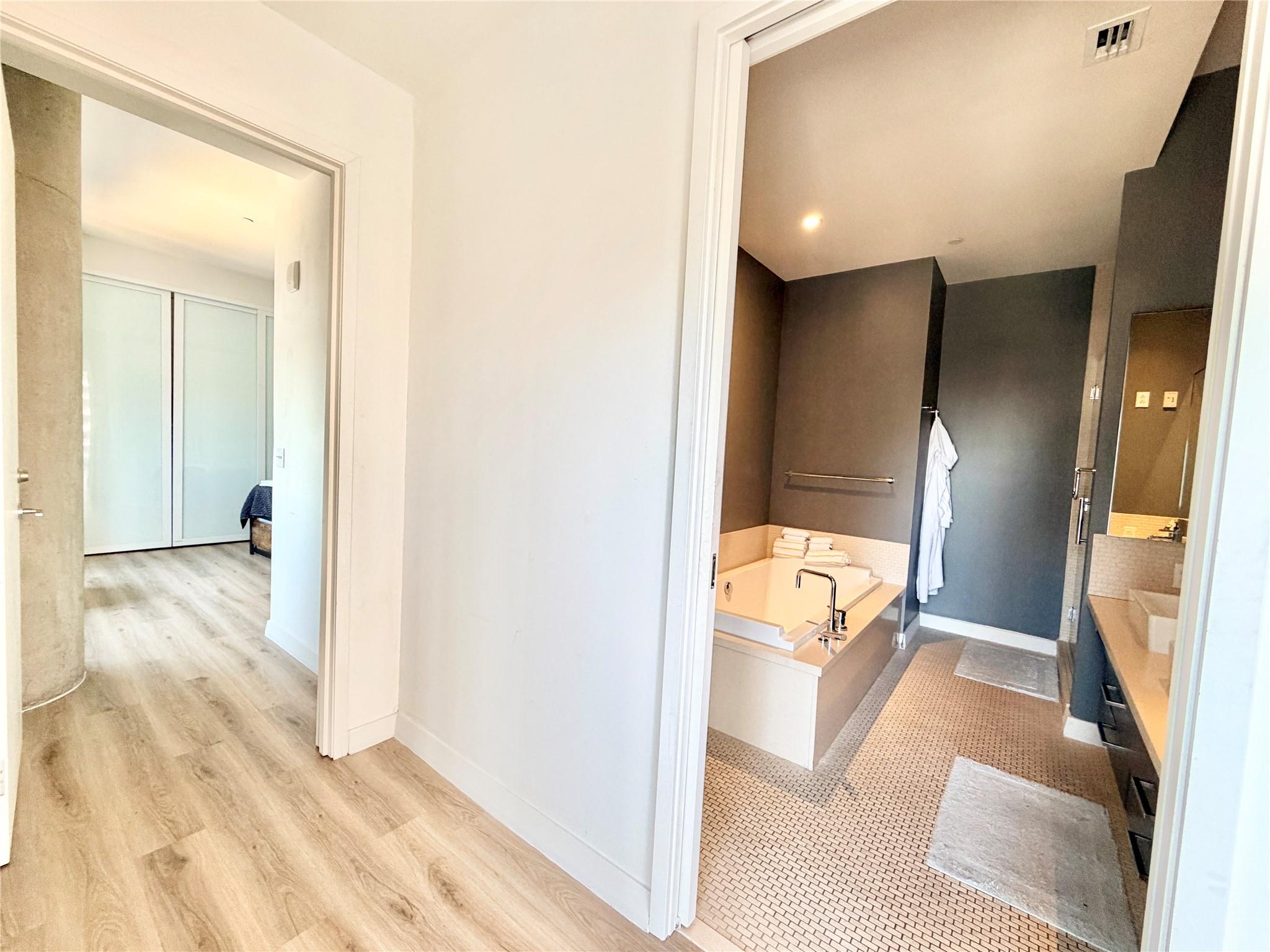 210 Lavaca St # 1912, Austin, TX 78701