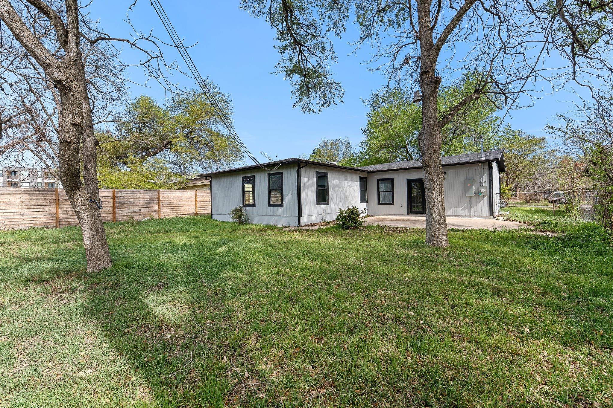 1307 Yorkshire Dr, Austin, TX 78723