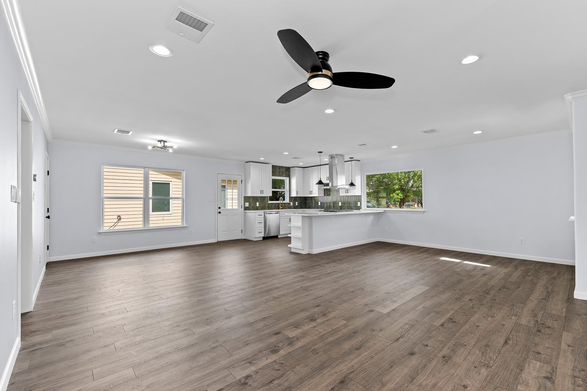 1307 Yorkshire Dr, Austin, TX 78723