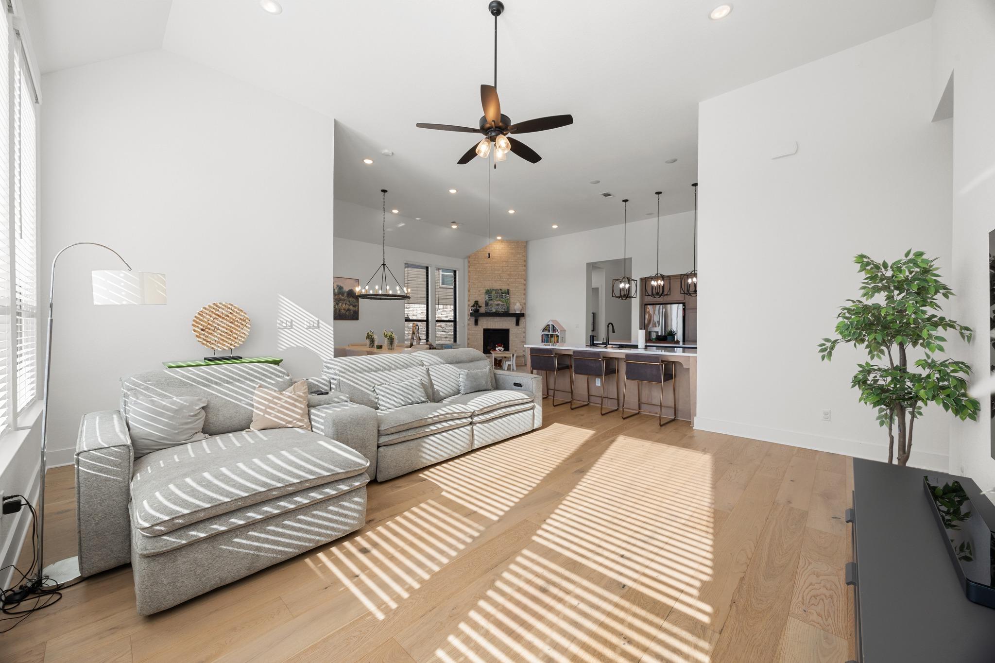 212 Texas Bluebonnet Trl, Georgetown, TX 78628