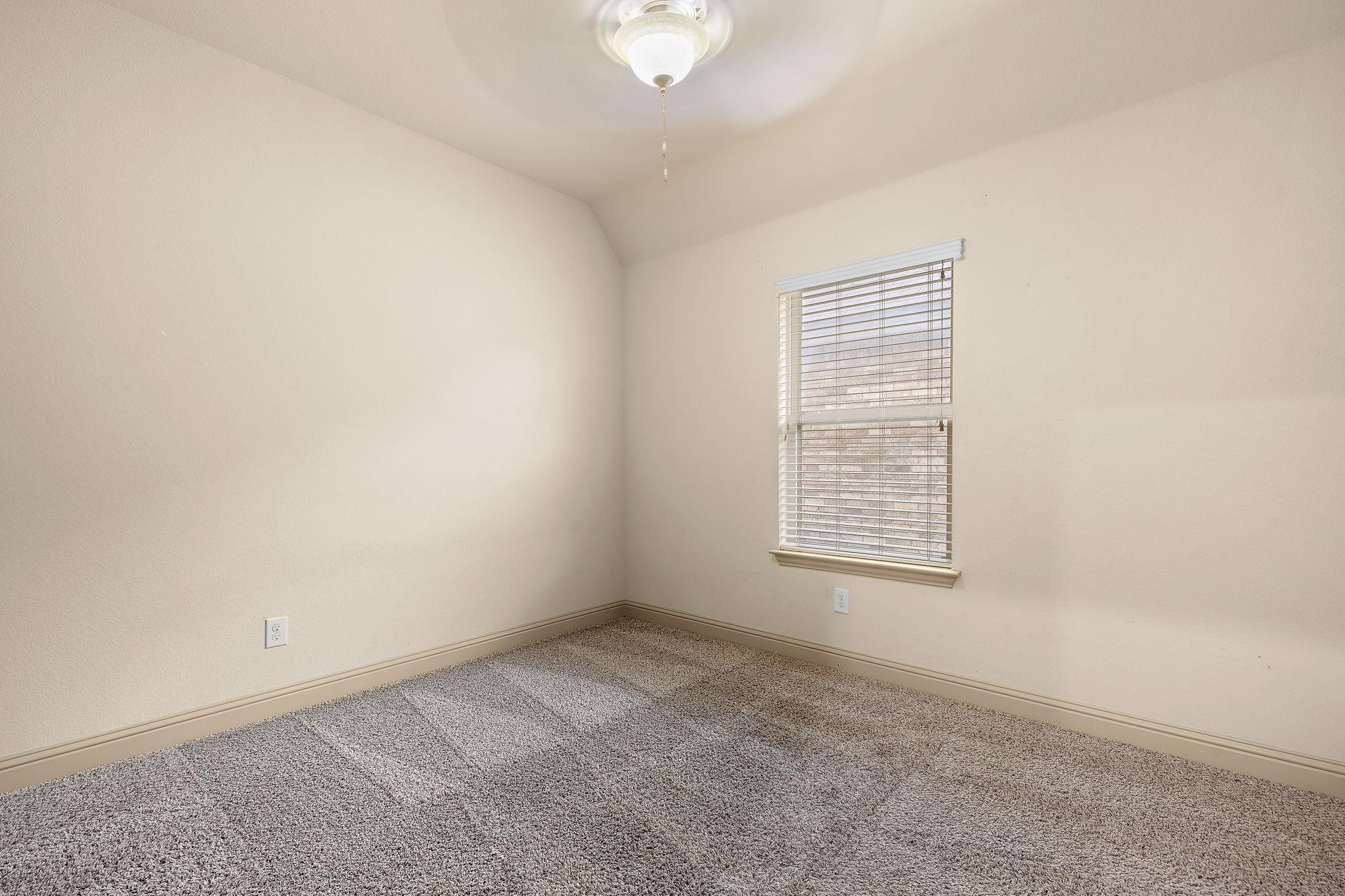 100 Rhinestone Cv, Liberty Hill, TX 78642