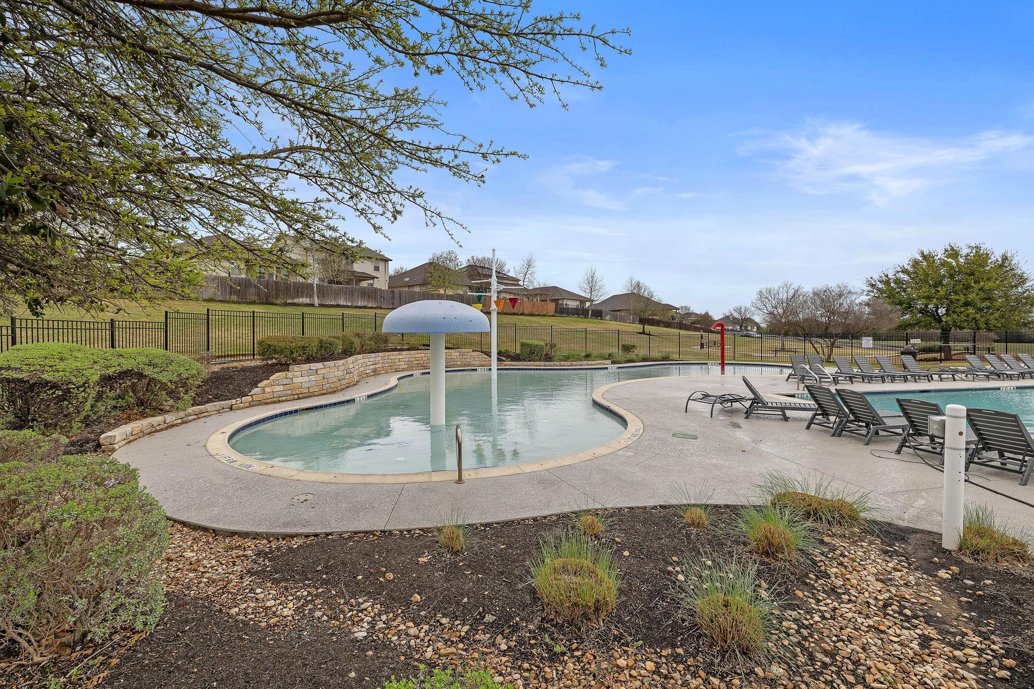 100 Rhinestone Cv, Liberty Hill, TX 78642