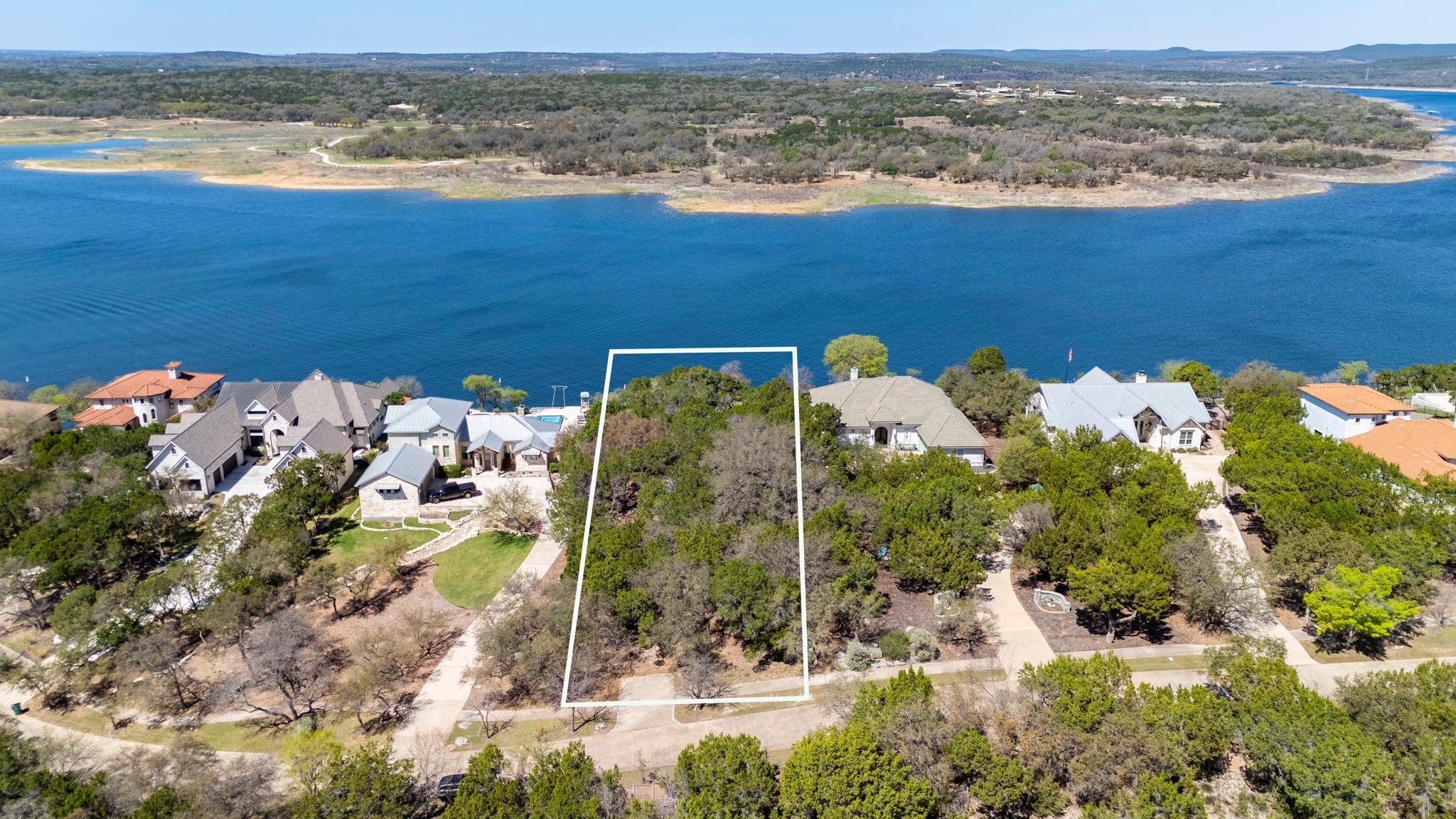 5304 Canyon Oaks Dr, Lago Vista, TX 78645