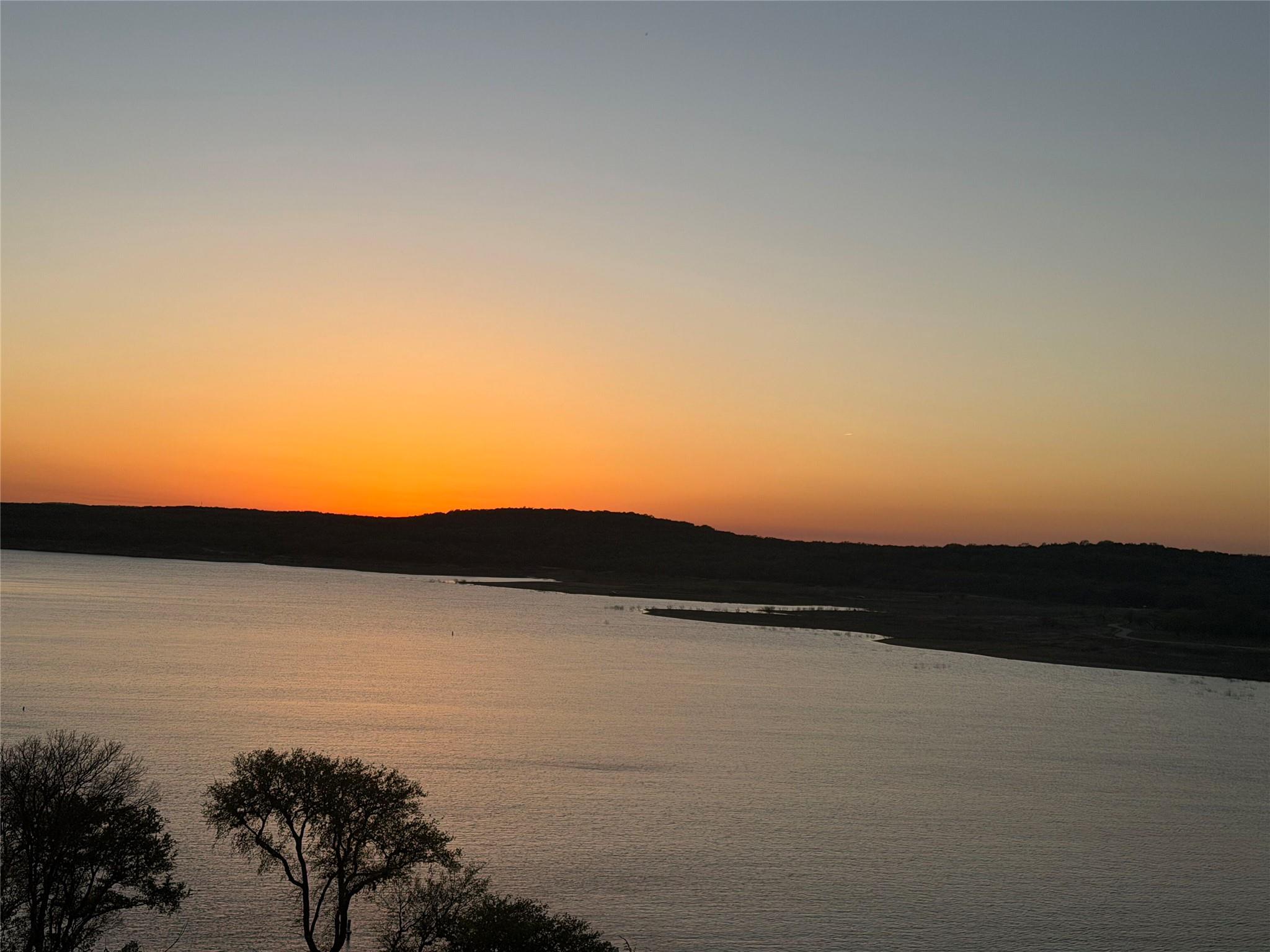 5304 Canyon Oaks Dr, Lago Vista, TX 78645