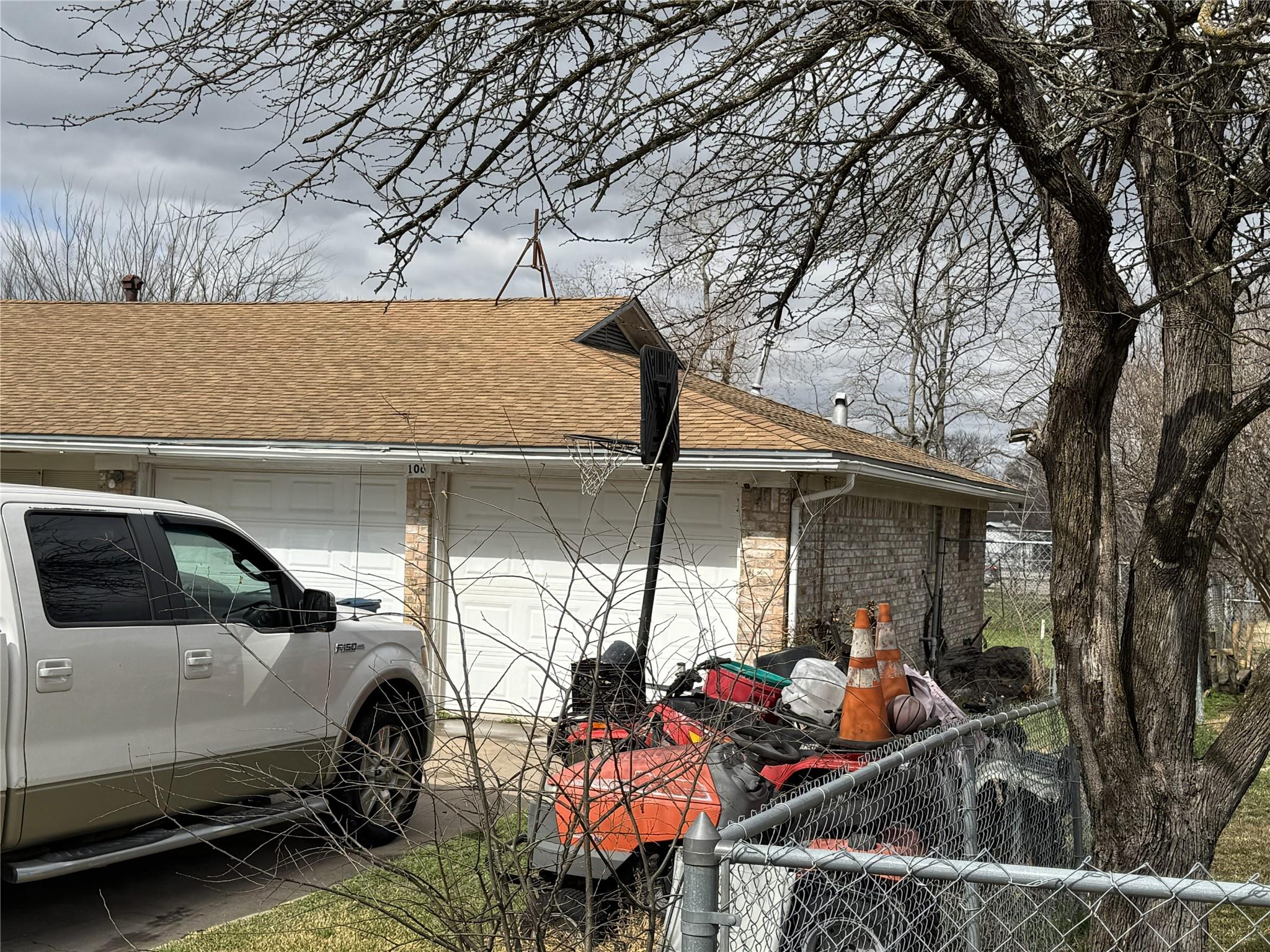 106 N 7th St E, Dawson, TX 76639