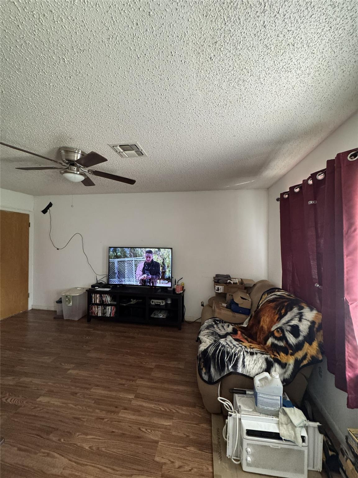 106 N 7th St E, Dawson, TX 76639