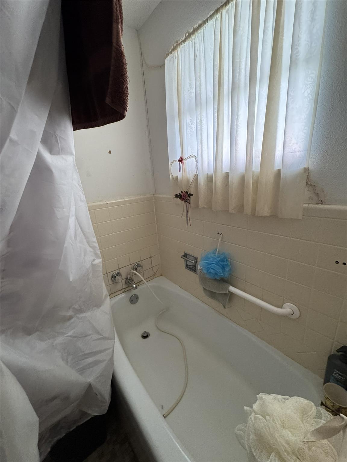 106 N 7th St E, Dawson, TX 76639