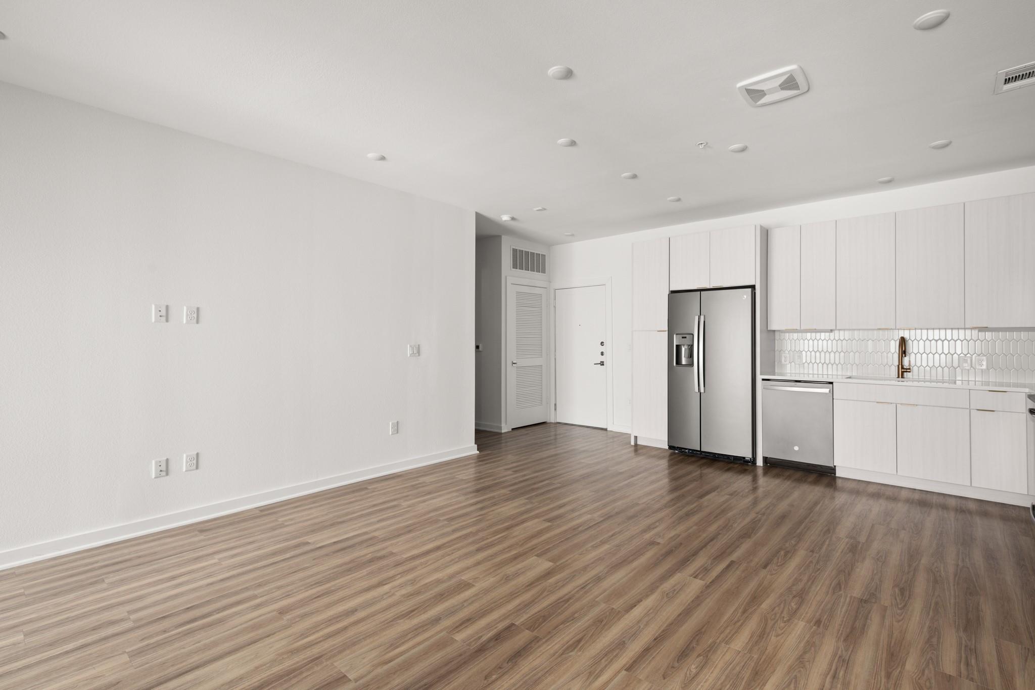 4802 S Congress Ave # 213, Austin, TX 78745