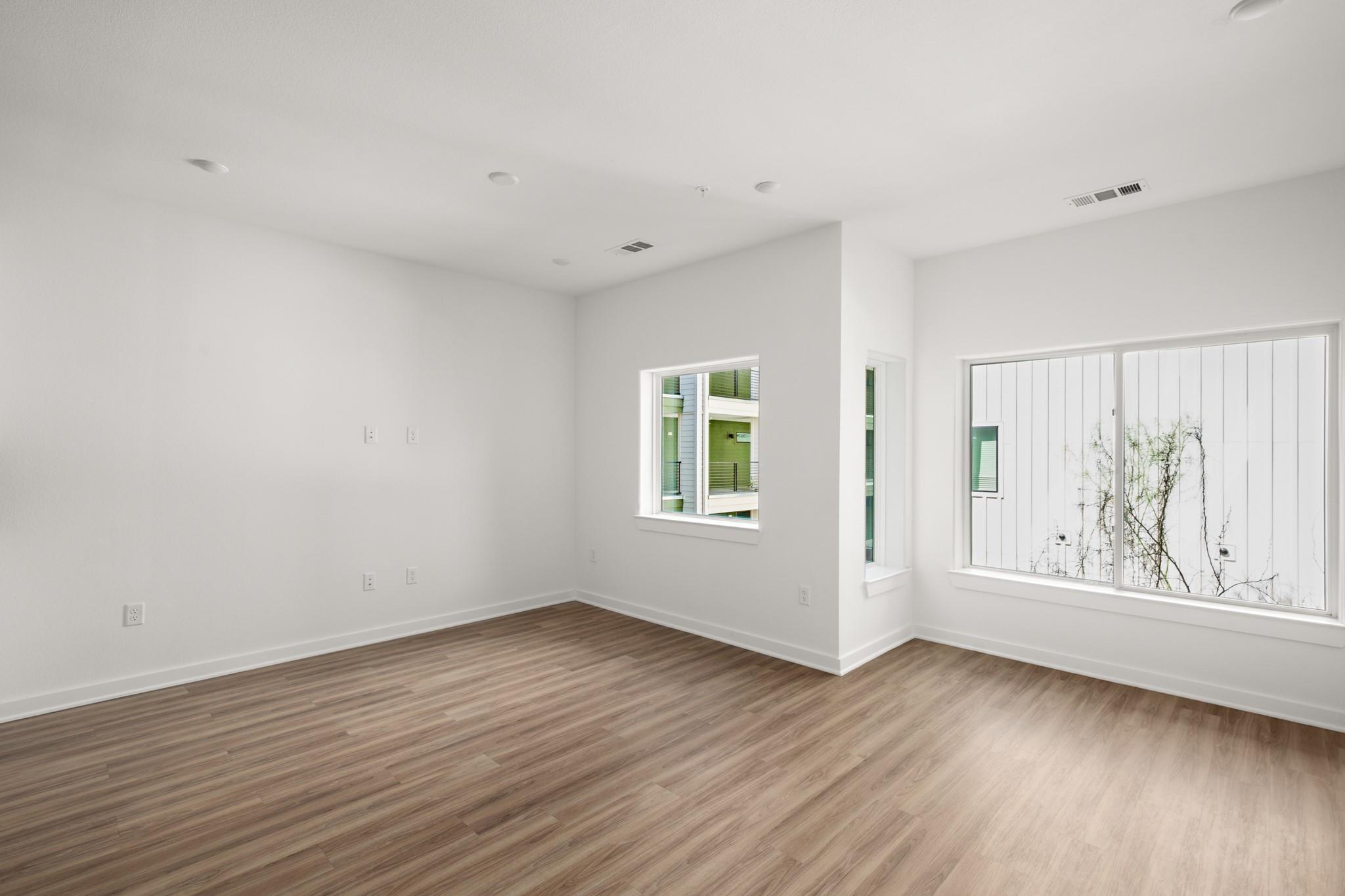 4802 S Congress Ave # 213, Austin, TX 78745