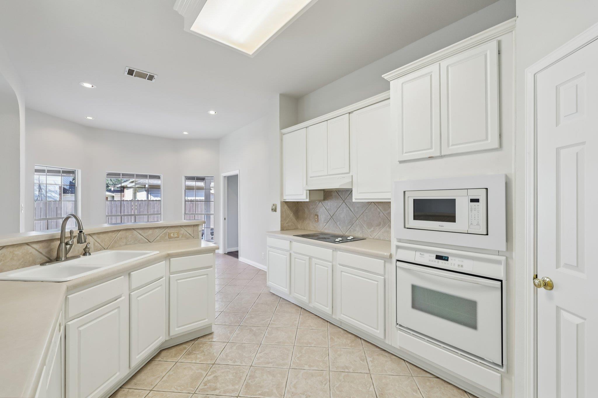 3142 Montwood Trl, Austin, TX 78748