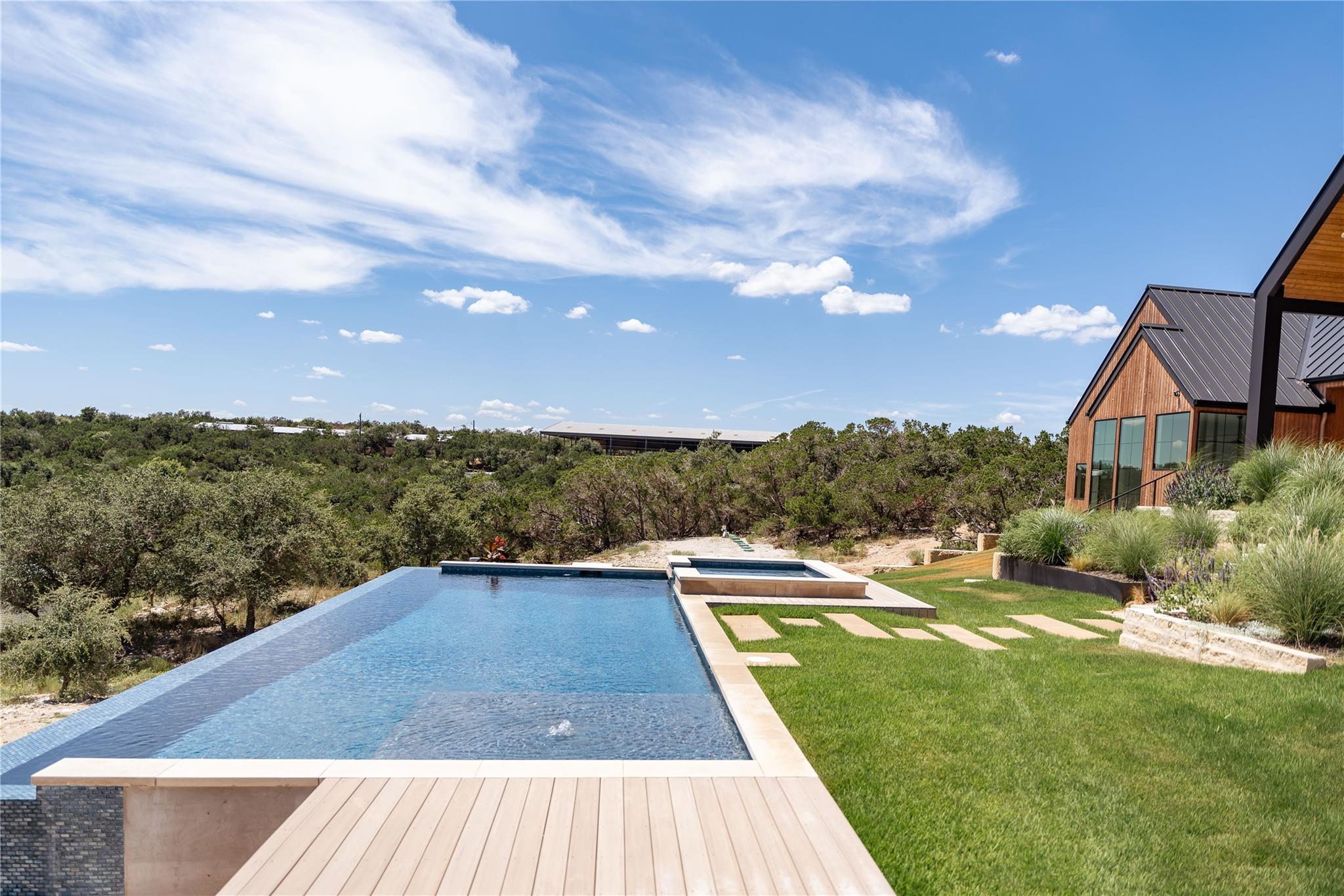 Lot 108 Oryx Cv, Blanco, TX 78606