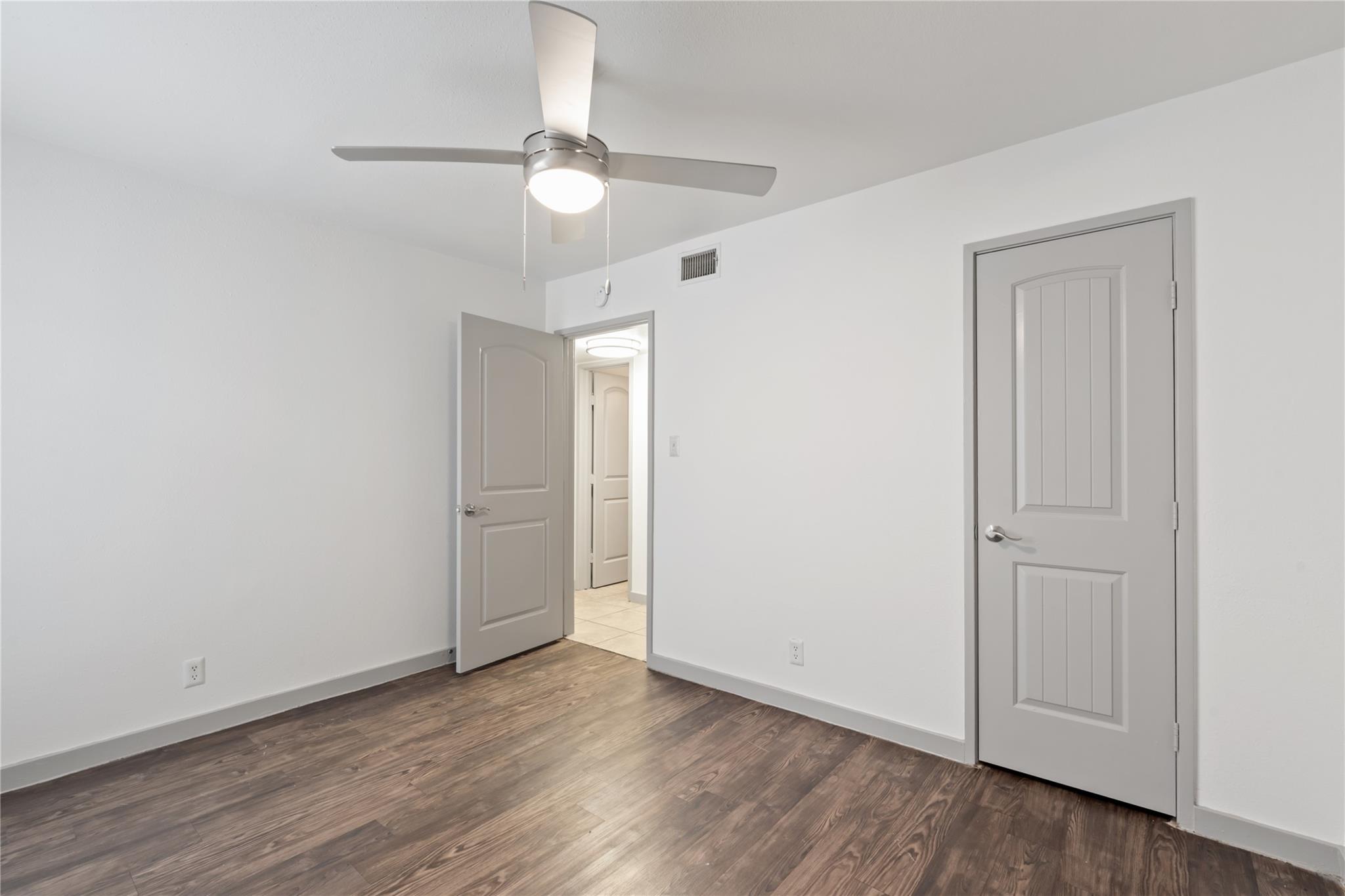 1301 W Ben White Blvd # 205, Austin, TX 78704