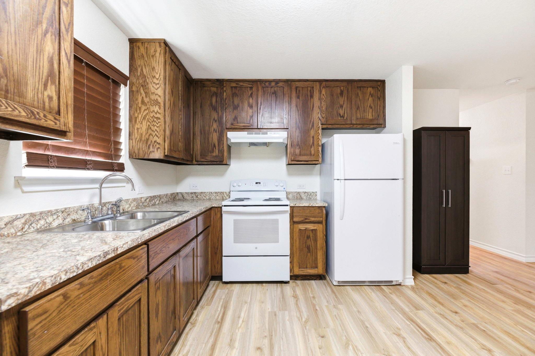 823 N Commerce St # B, Lockhart, TX 78644