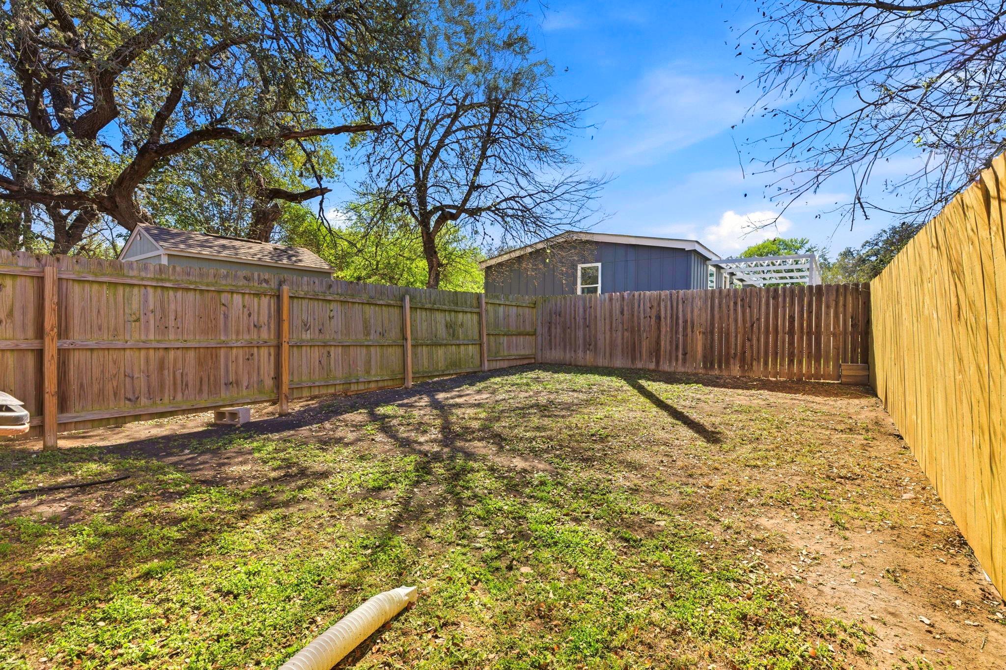 823 N Commerce St # B, Lockhart, TX 78644