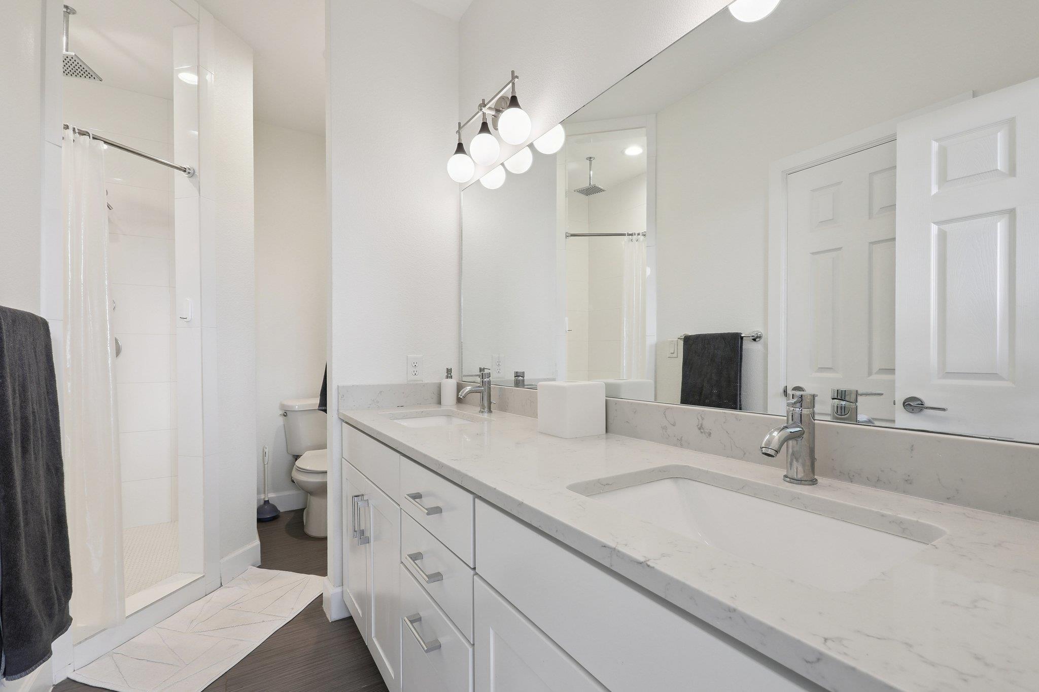 4001 Red River St # 4, Austin, TX 78751