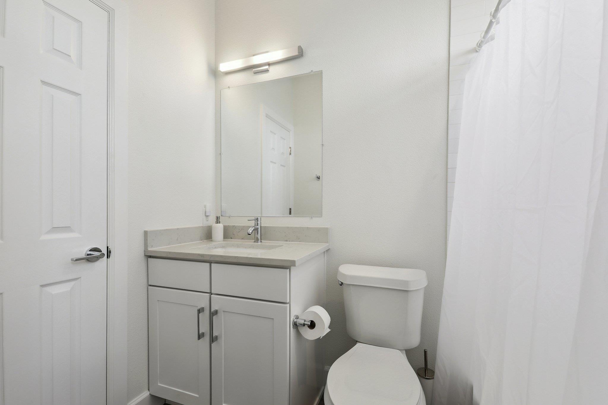 4001 Red River St # 4, Austin, TX 78751