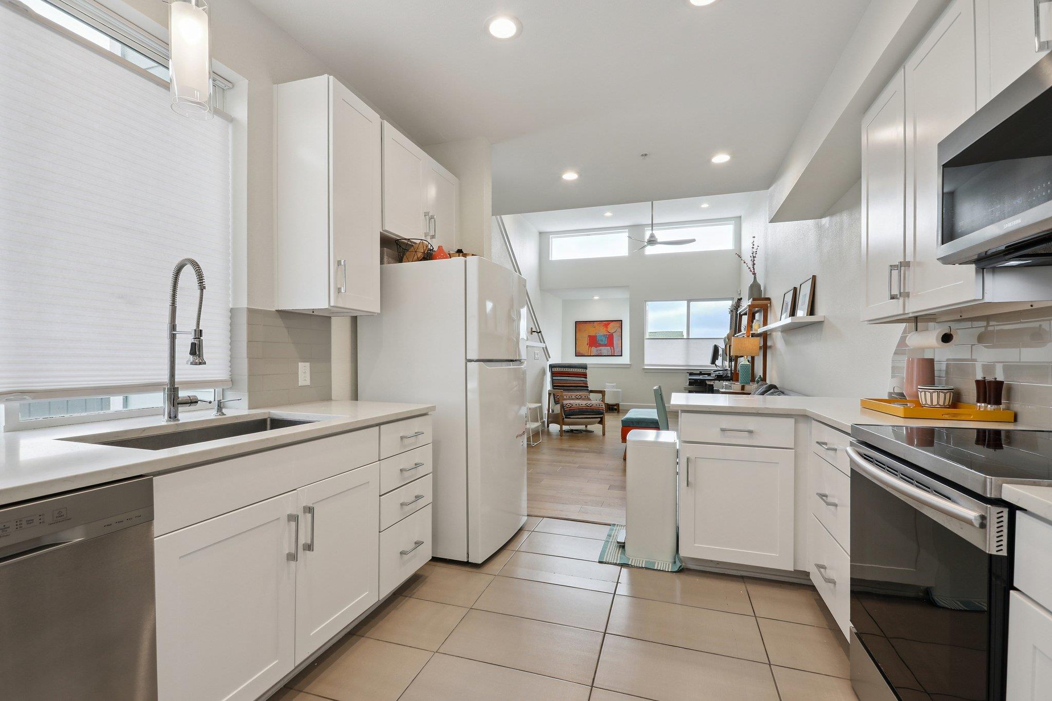 4001 Red River St # 4, Austin, TX 78751