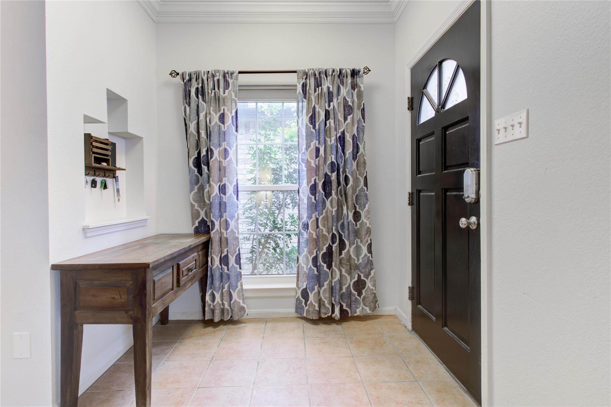 2223 Mockingbird Dr, Round Rock, TX 78681