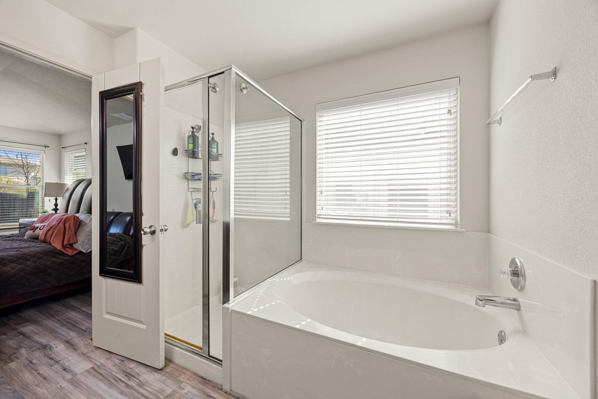 12400 Waterford Run Way, Manor, TX 78653