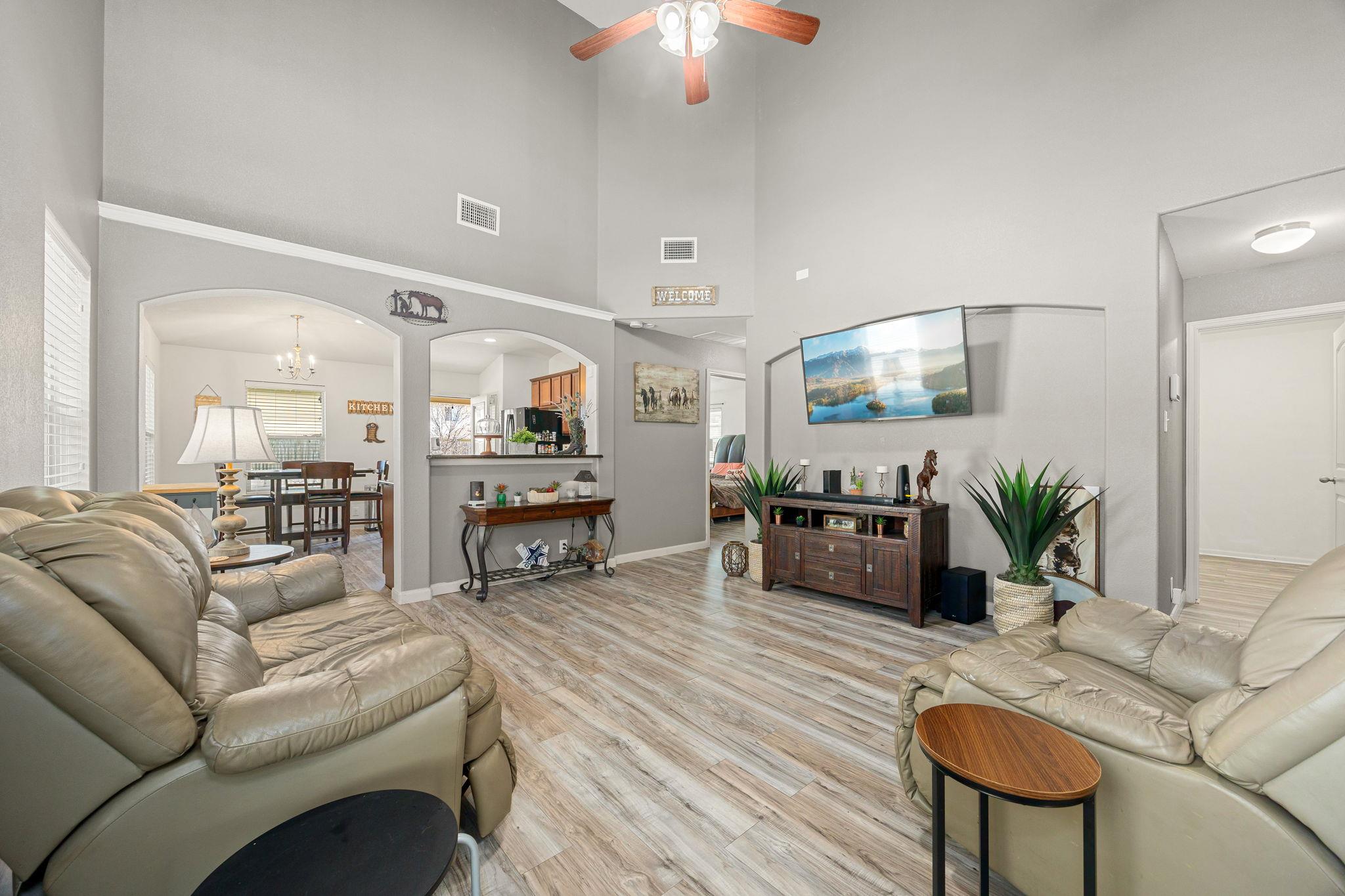 12400 Waterford Run Way, Manor, TX 78653