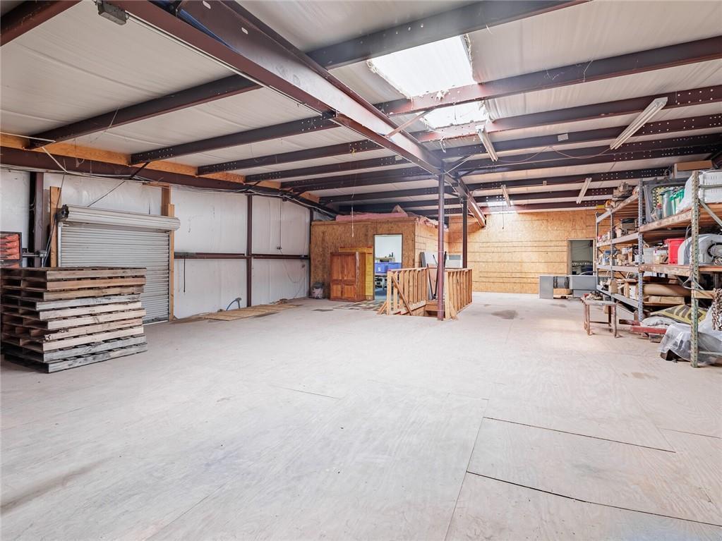 744 Fm 609, La Grange, TX 78945