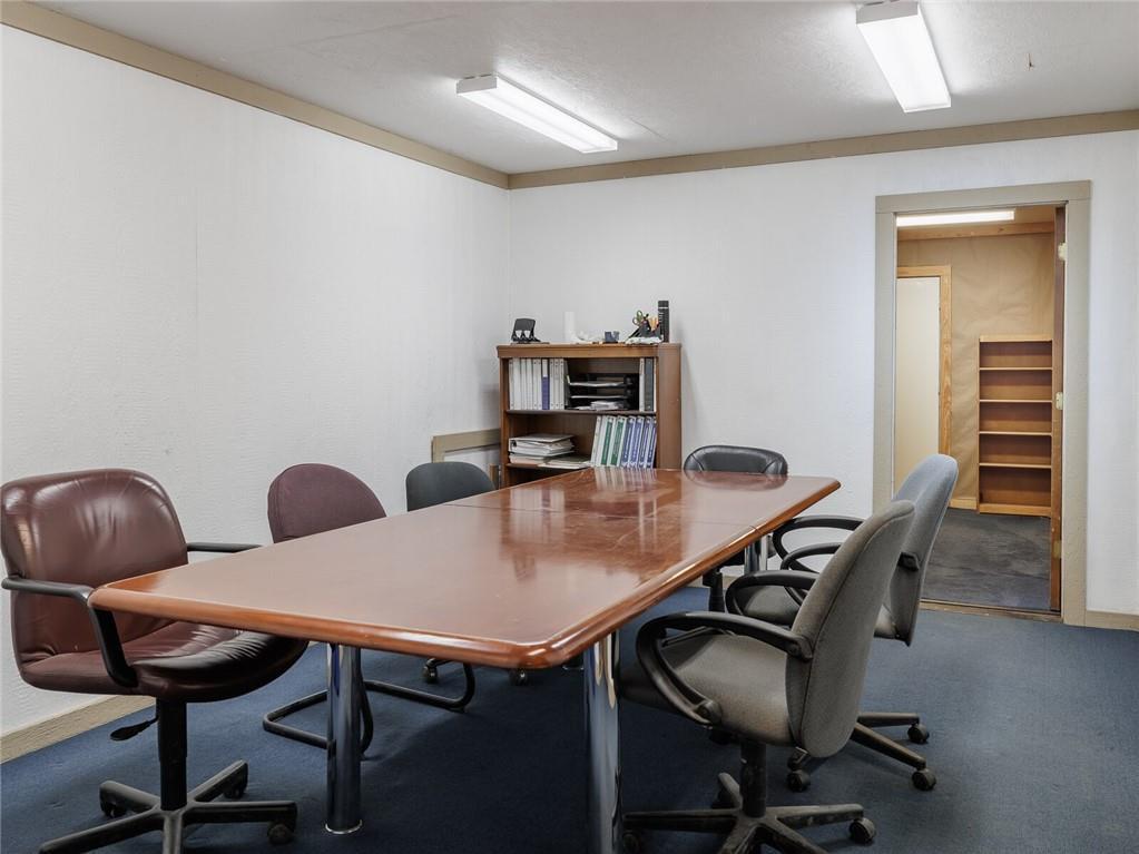 744 Fm 609, La Grange, TX 78945