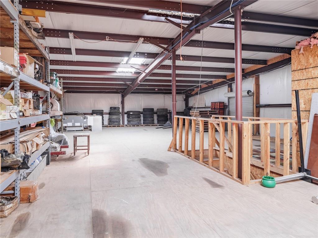 744 Fm 609, La Grange, TX 78945