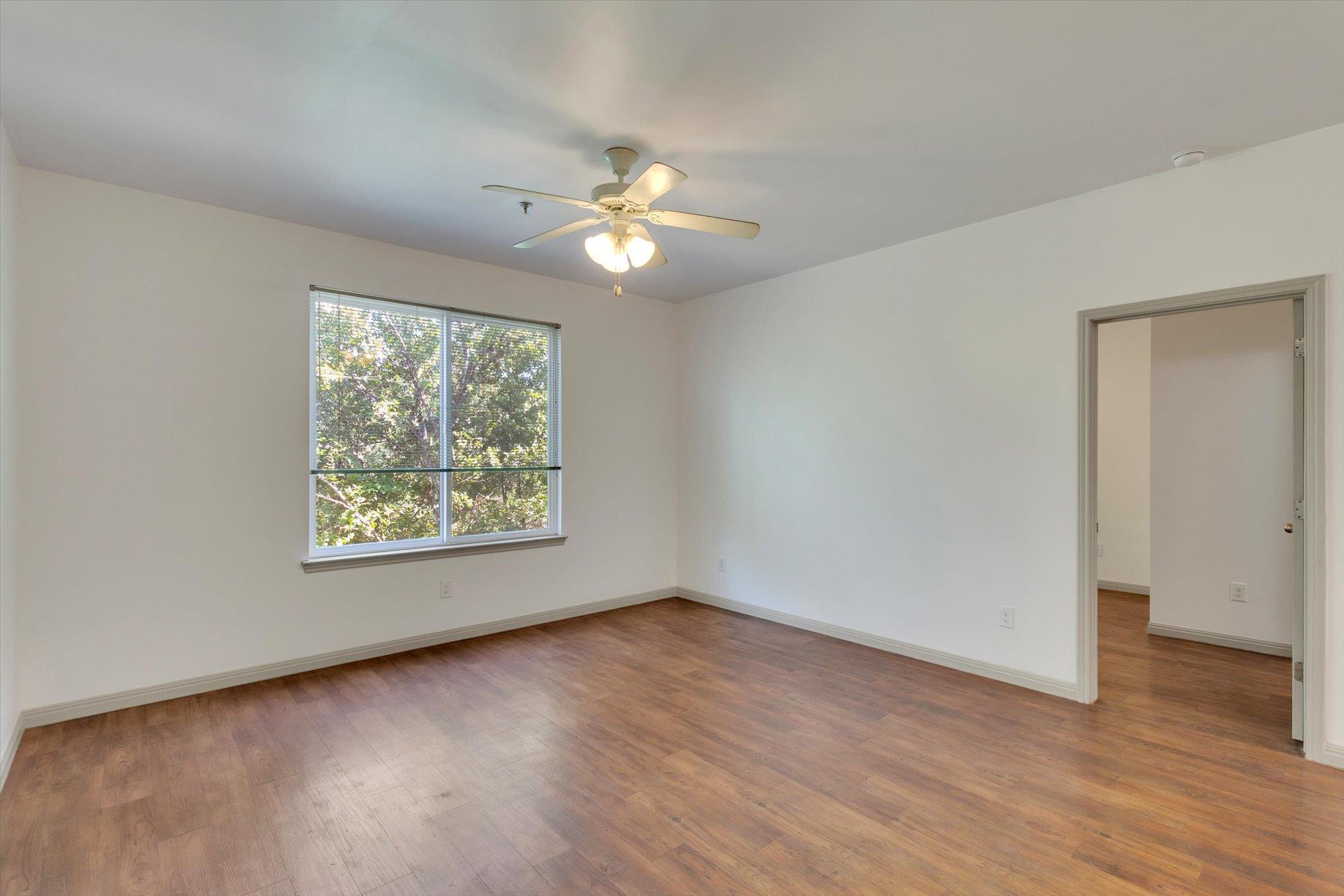 1011 N Lbj Dr # 101A, San Marcos, TX 78666