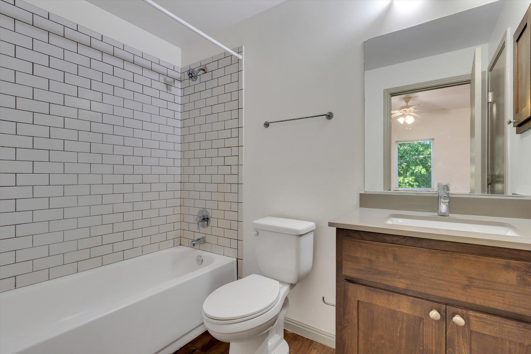 1011 N Lbj Dr # 101A, San Marcos, TX 78666