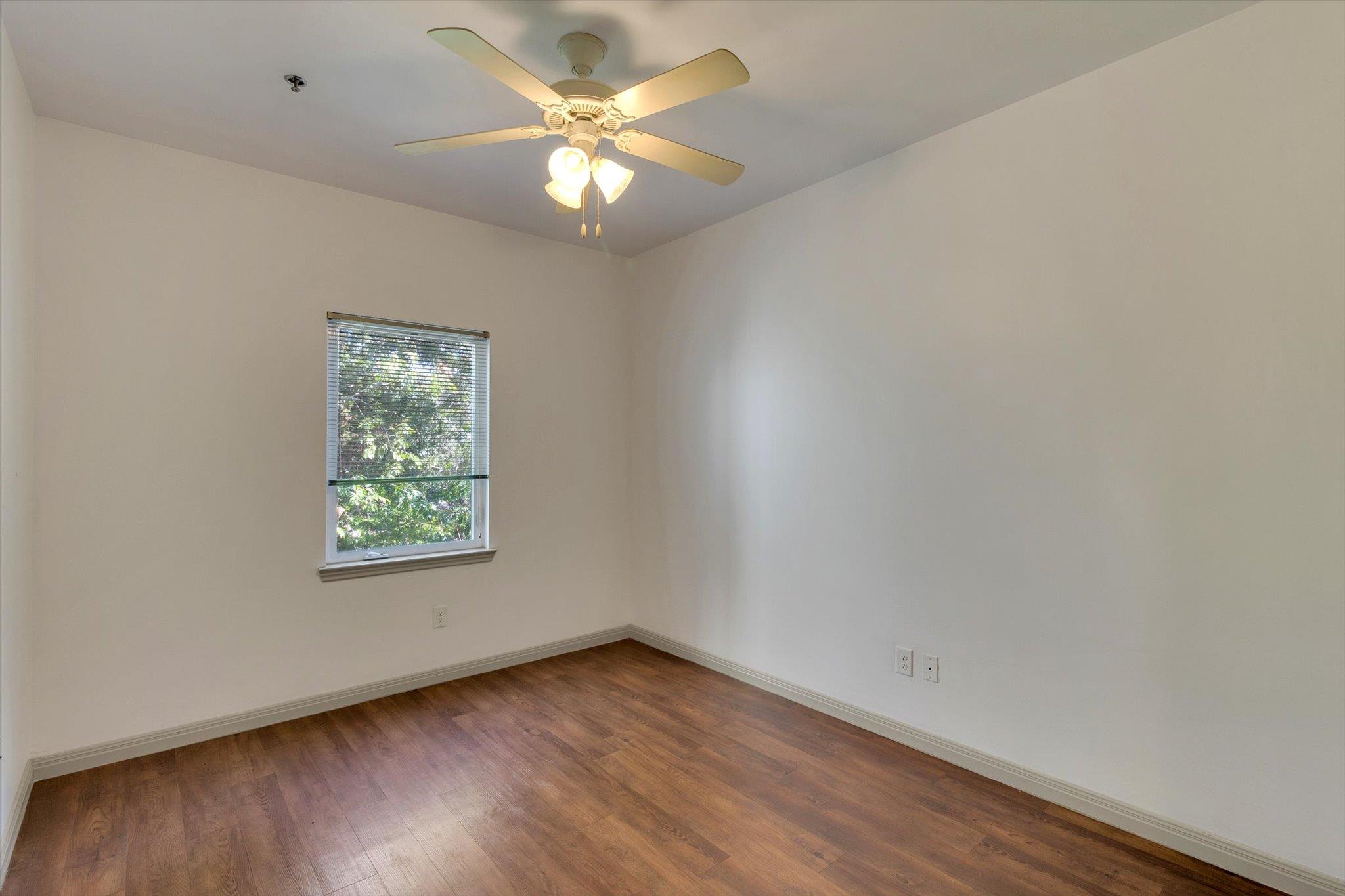 1011 N Lbj Dr # 101A, San Marcos, TX 78666