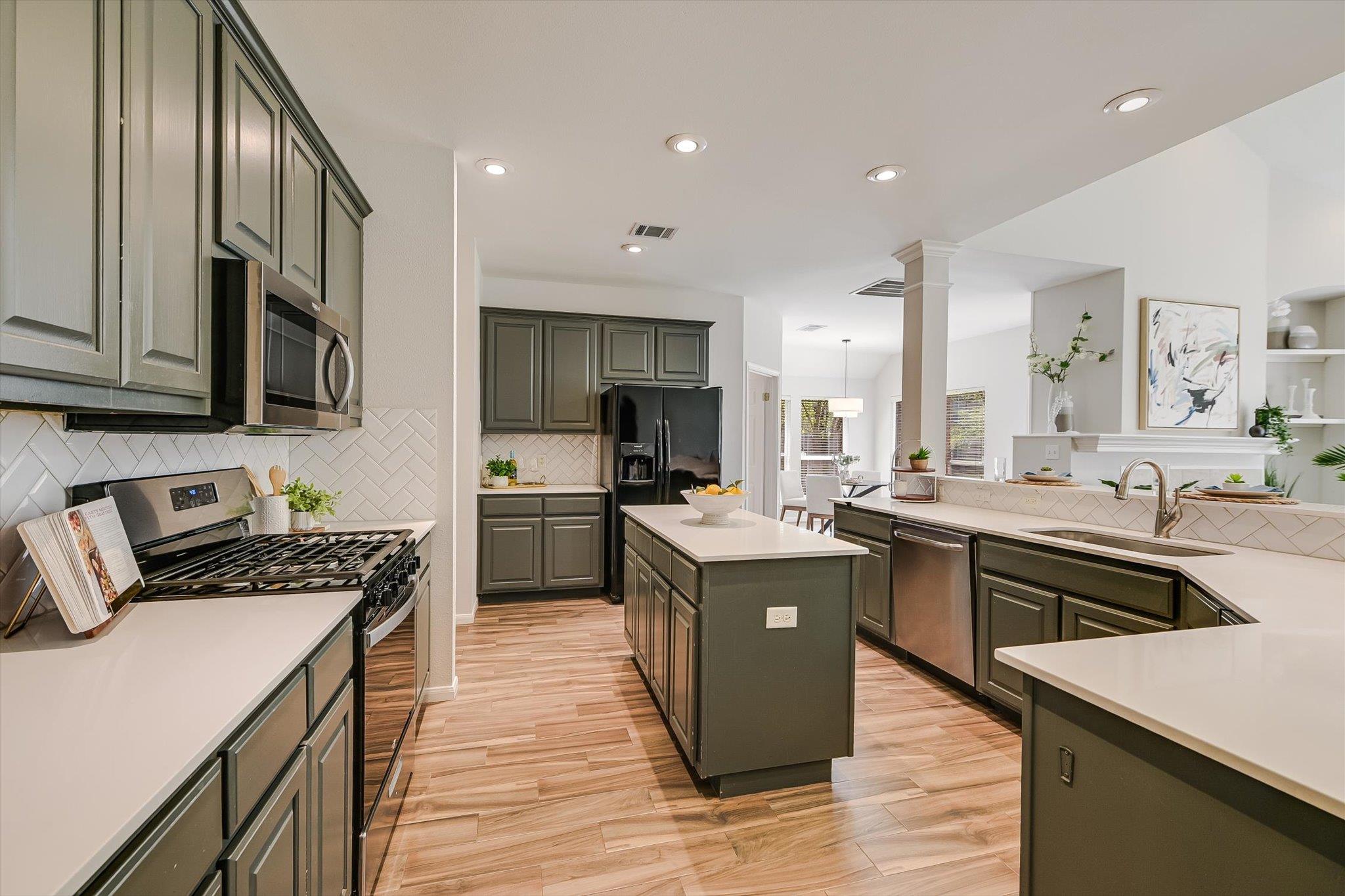 14908 Thatcher Dr, Austin, TX 78717