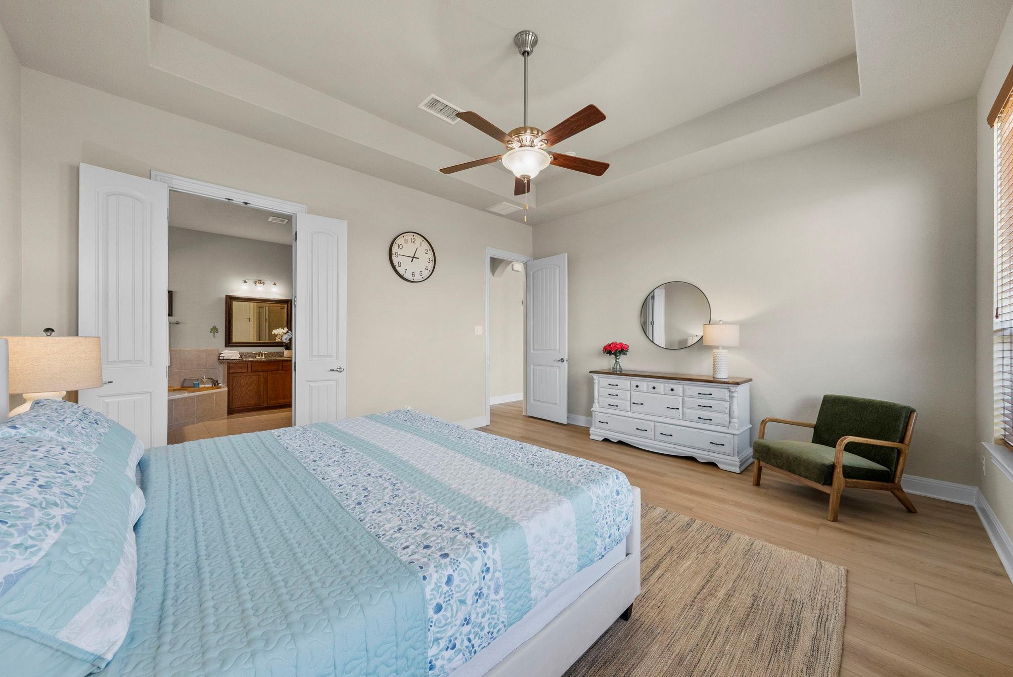 109 Wake Grv, Buda, TX 78610